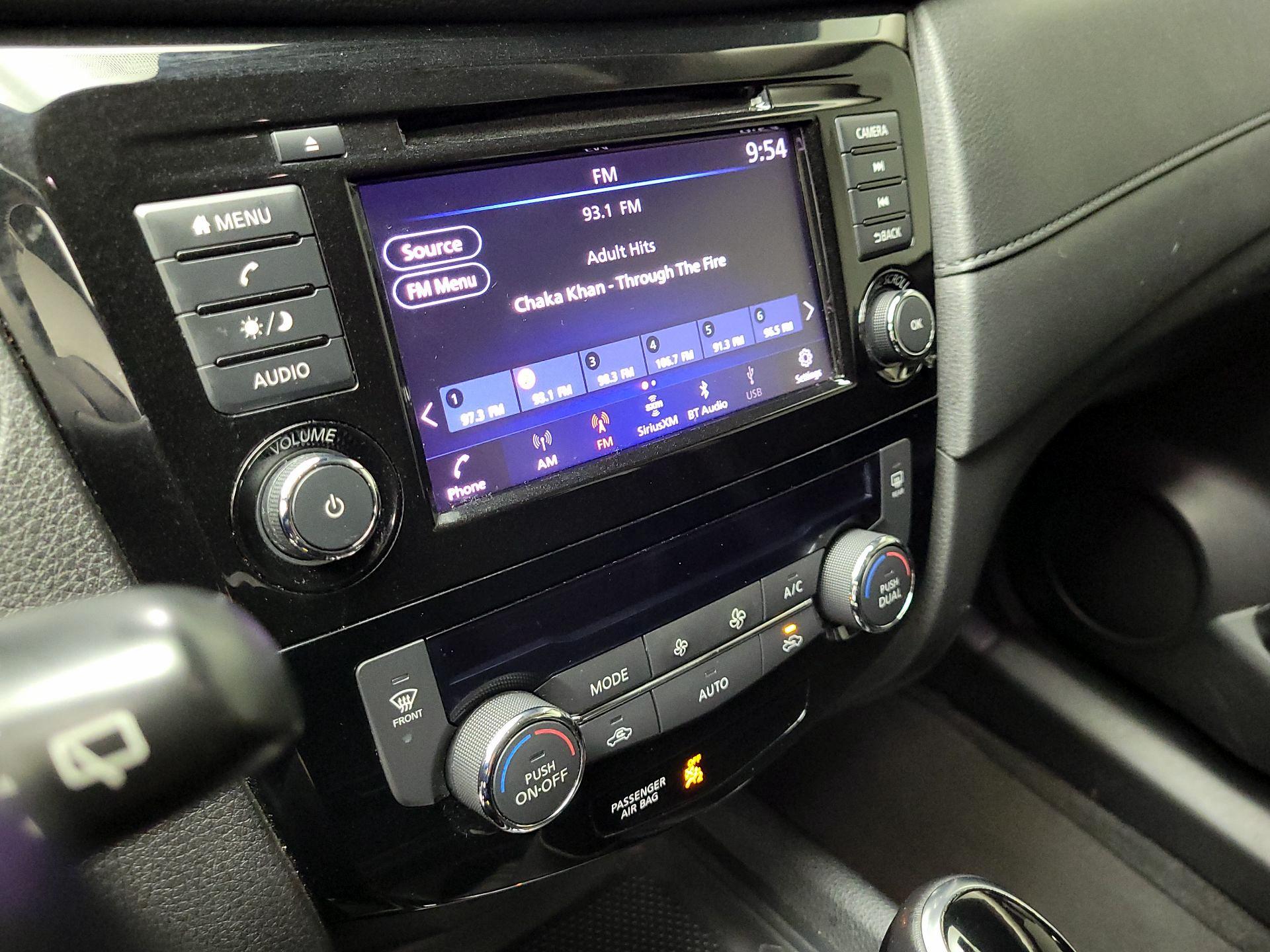 Thumbnail: 2020 Nissan Rogue - 13