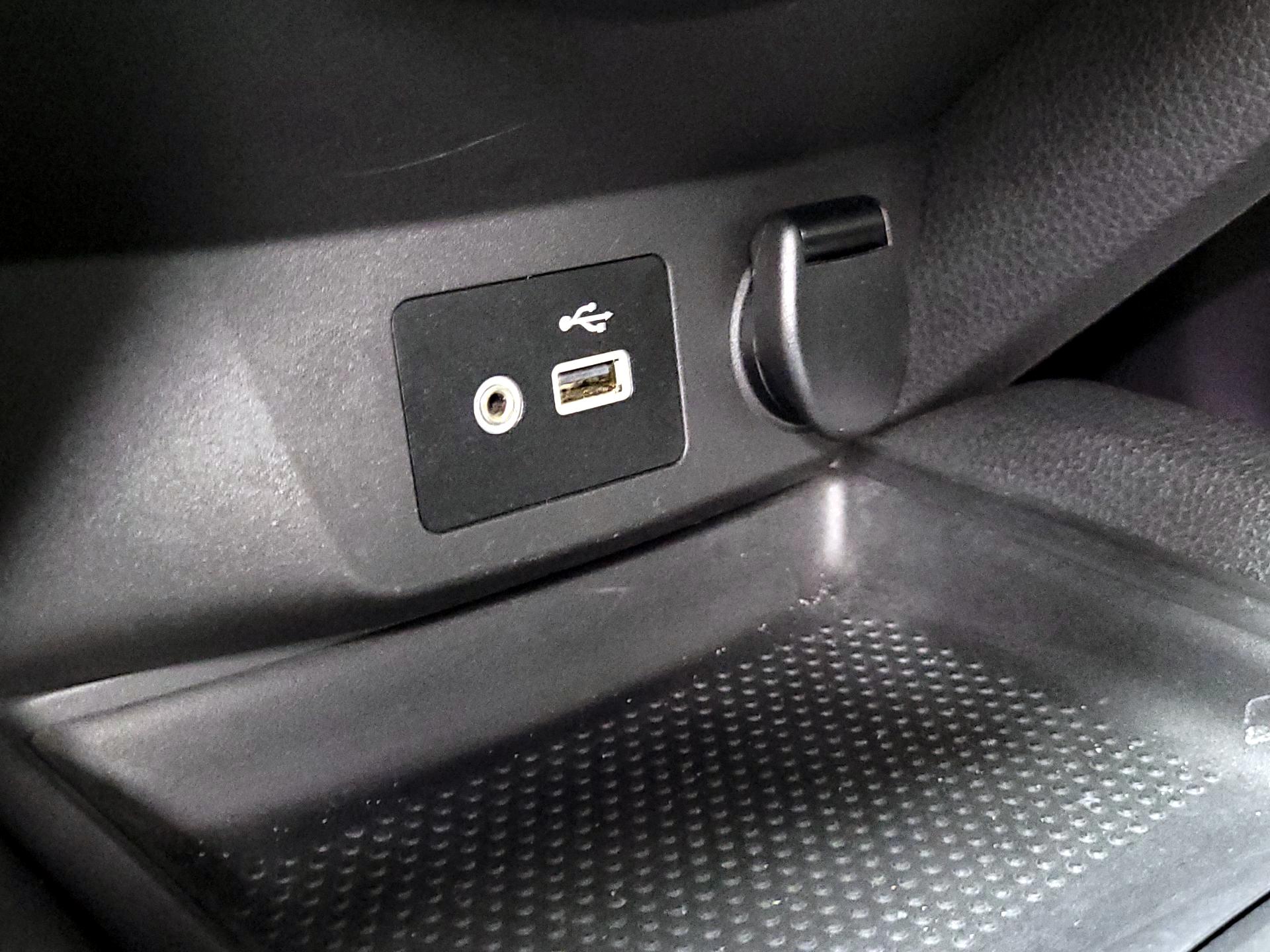 Thumbnail: 2020 Nissan Rogue - 16