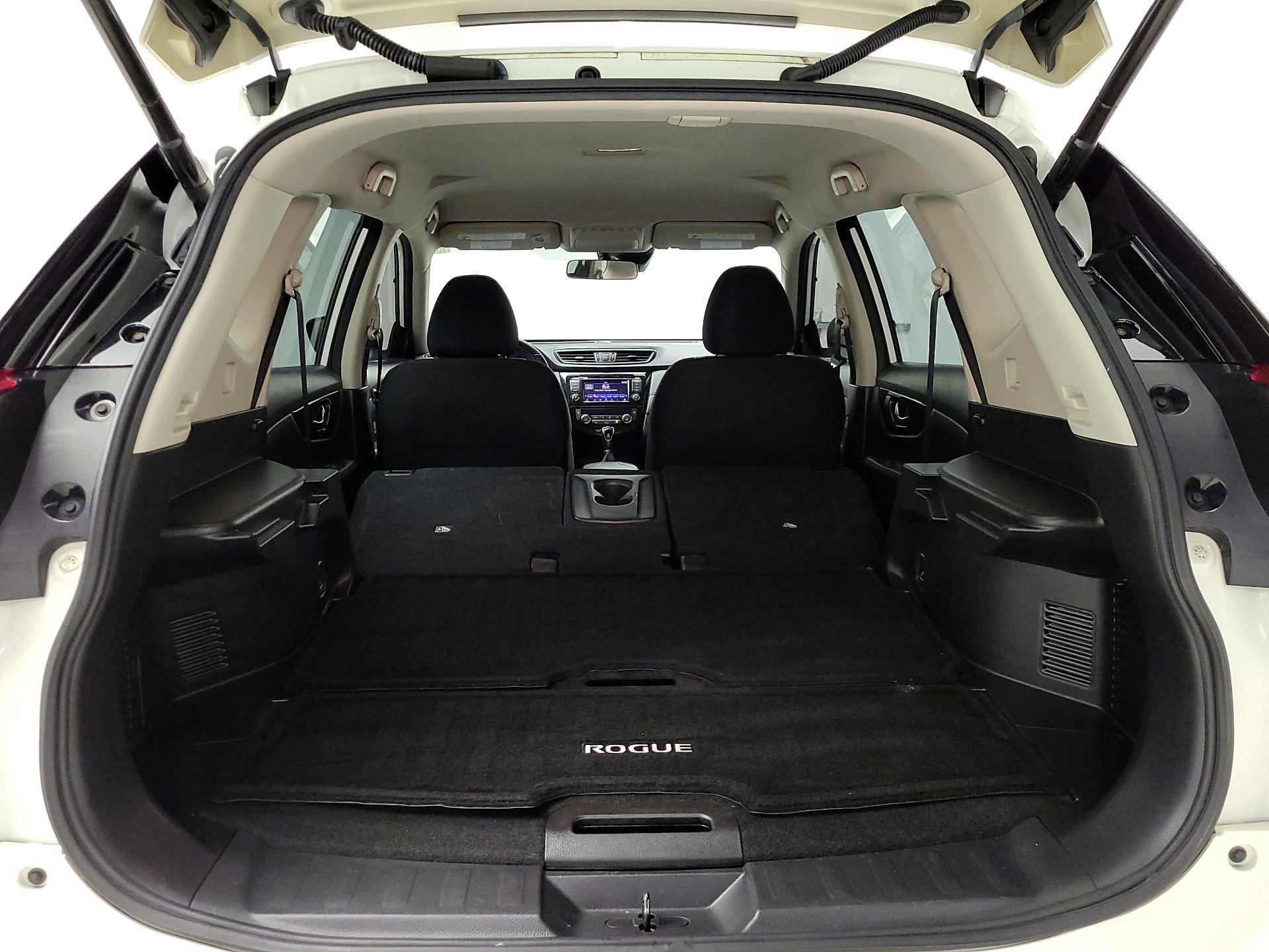 Thumbnail: 2020 Nissan Rogue - 19