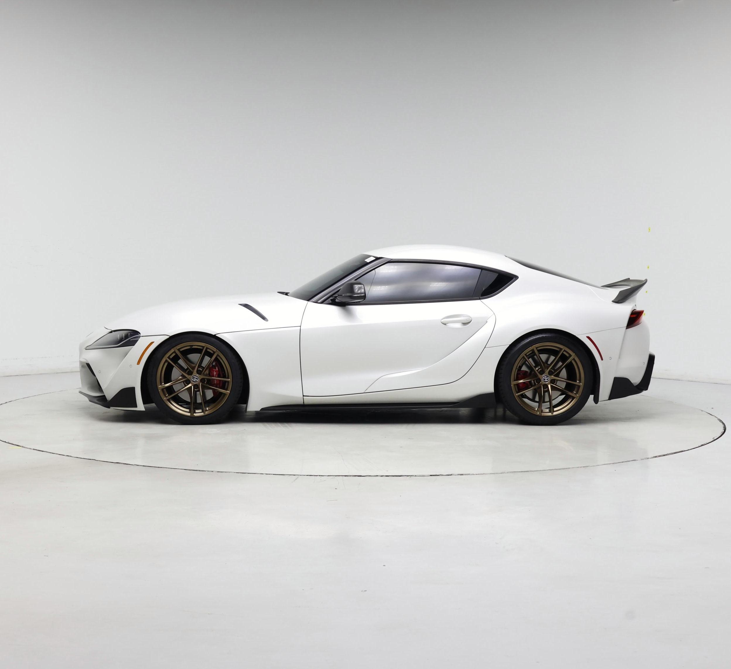 Thumbnail: 2021 Toyota Supra - 3