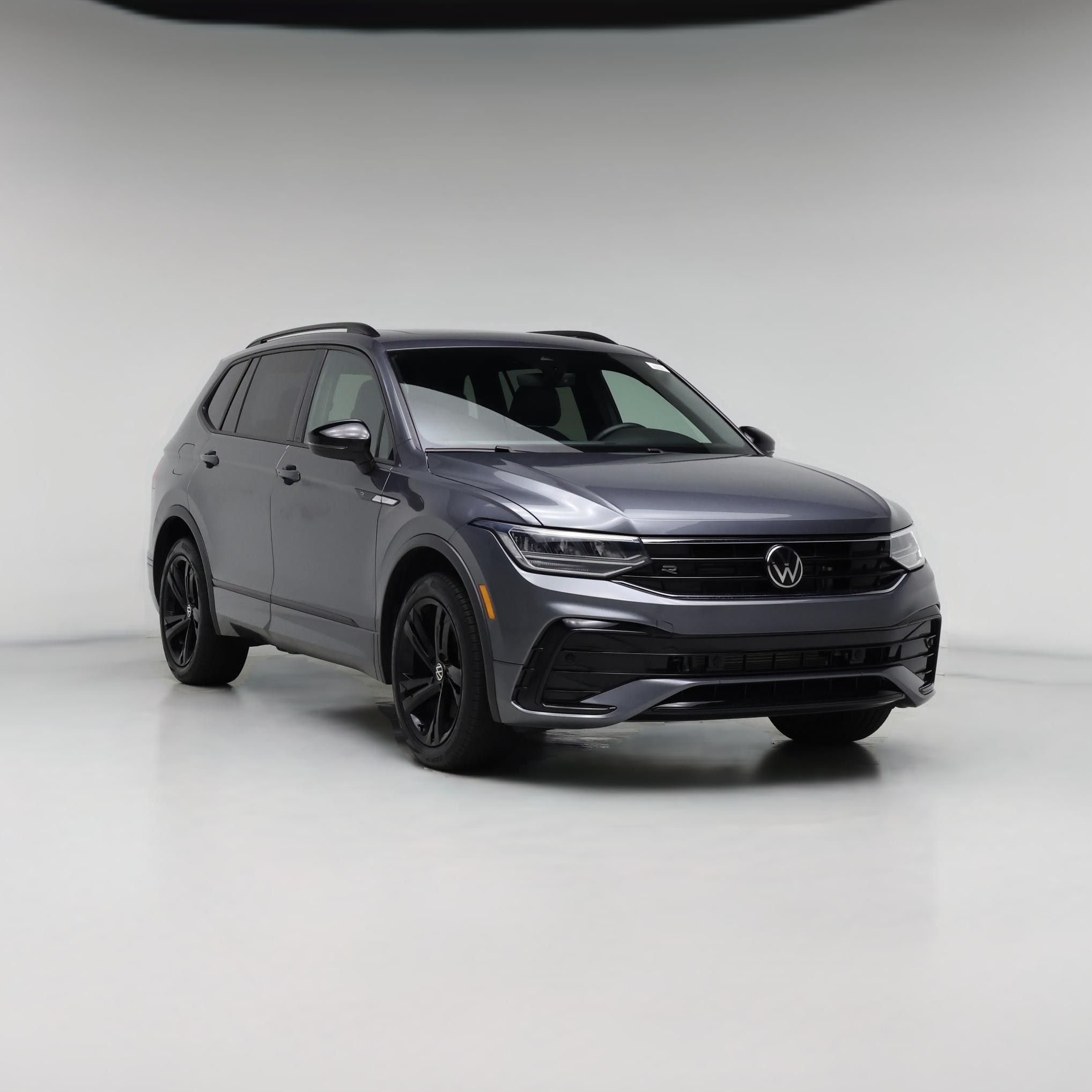 Thumbnail: 2023 Volkswagen Tiguan - 1