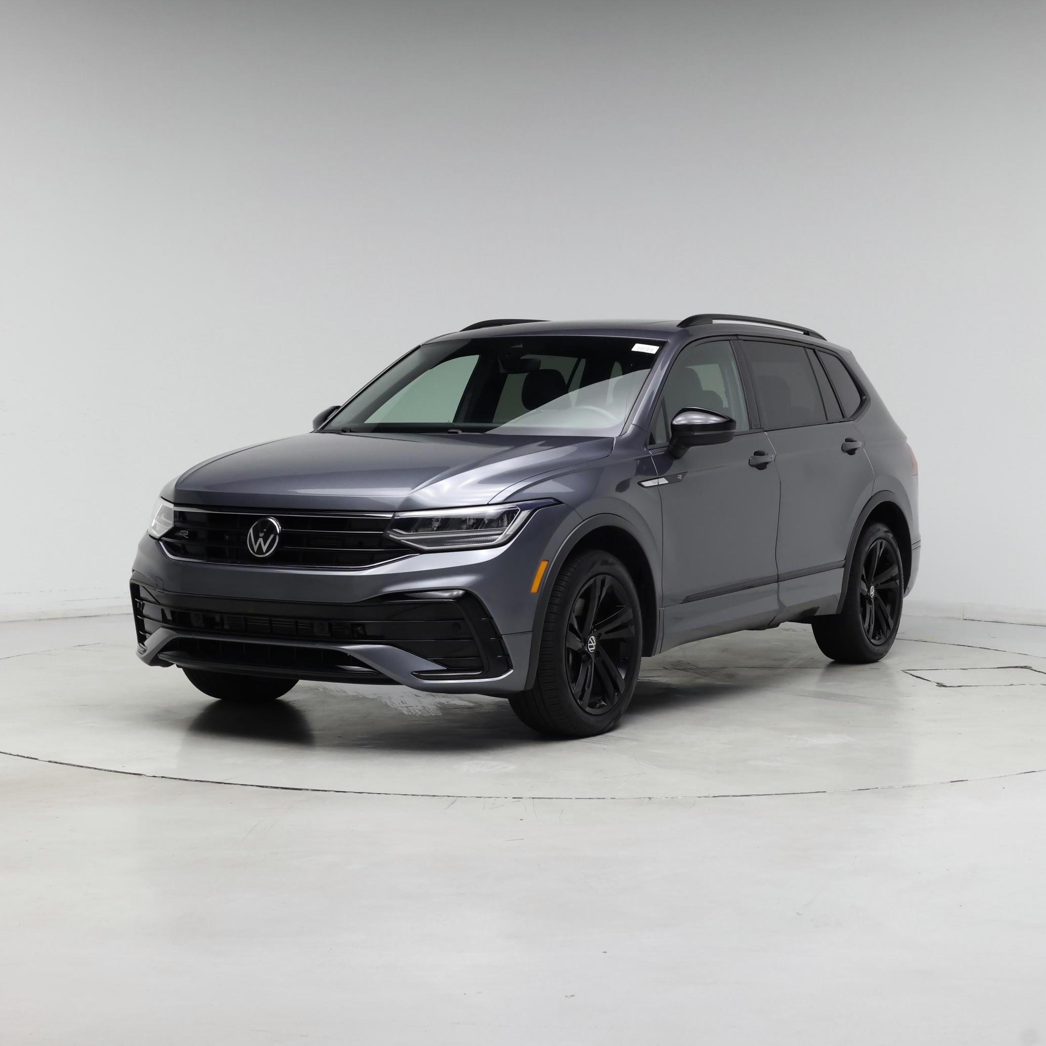 Thumbnail: 2023 Volkswagen Tiguan - 4