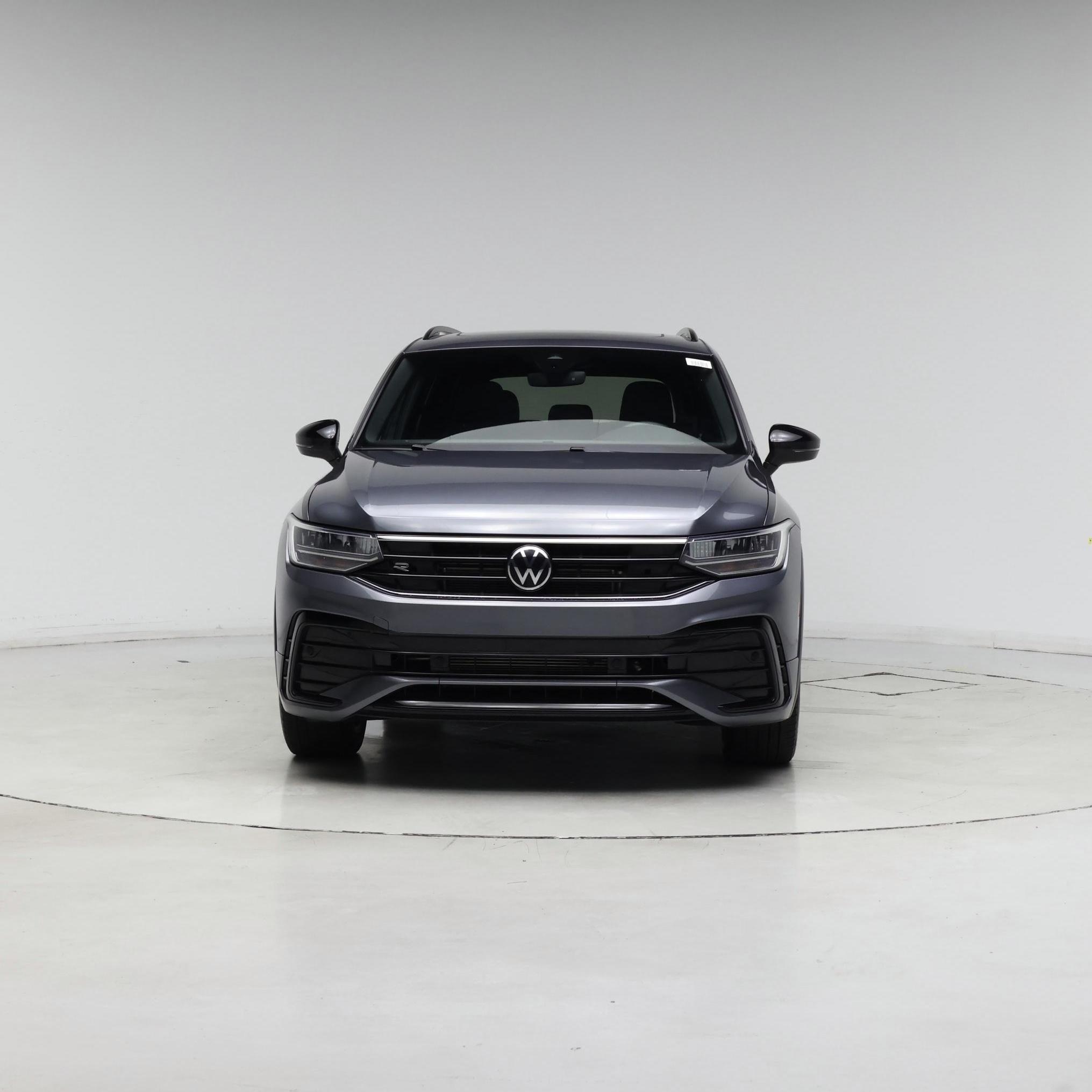 Thumbnail: 2023 Volkswagen Tiguan - 5