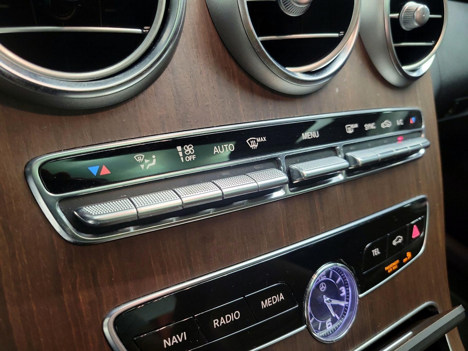 Thumbnail: 2022 Mercedes-Benz C-Class - 16