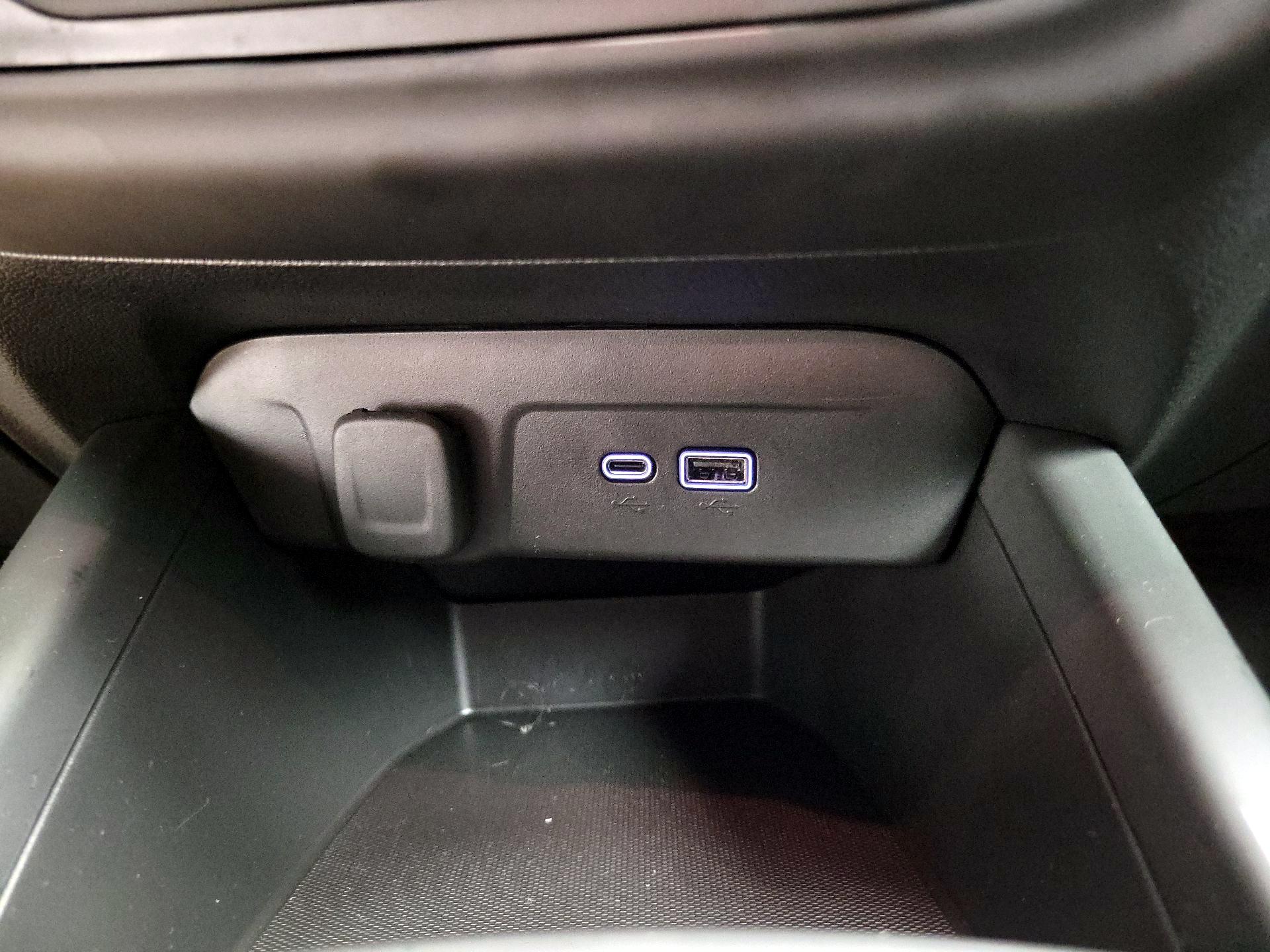 Thumbnail: 2024 Chevrolet Trax - 18