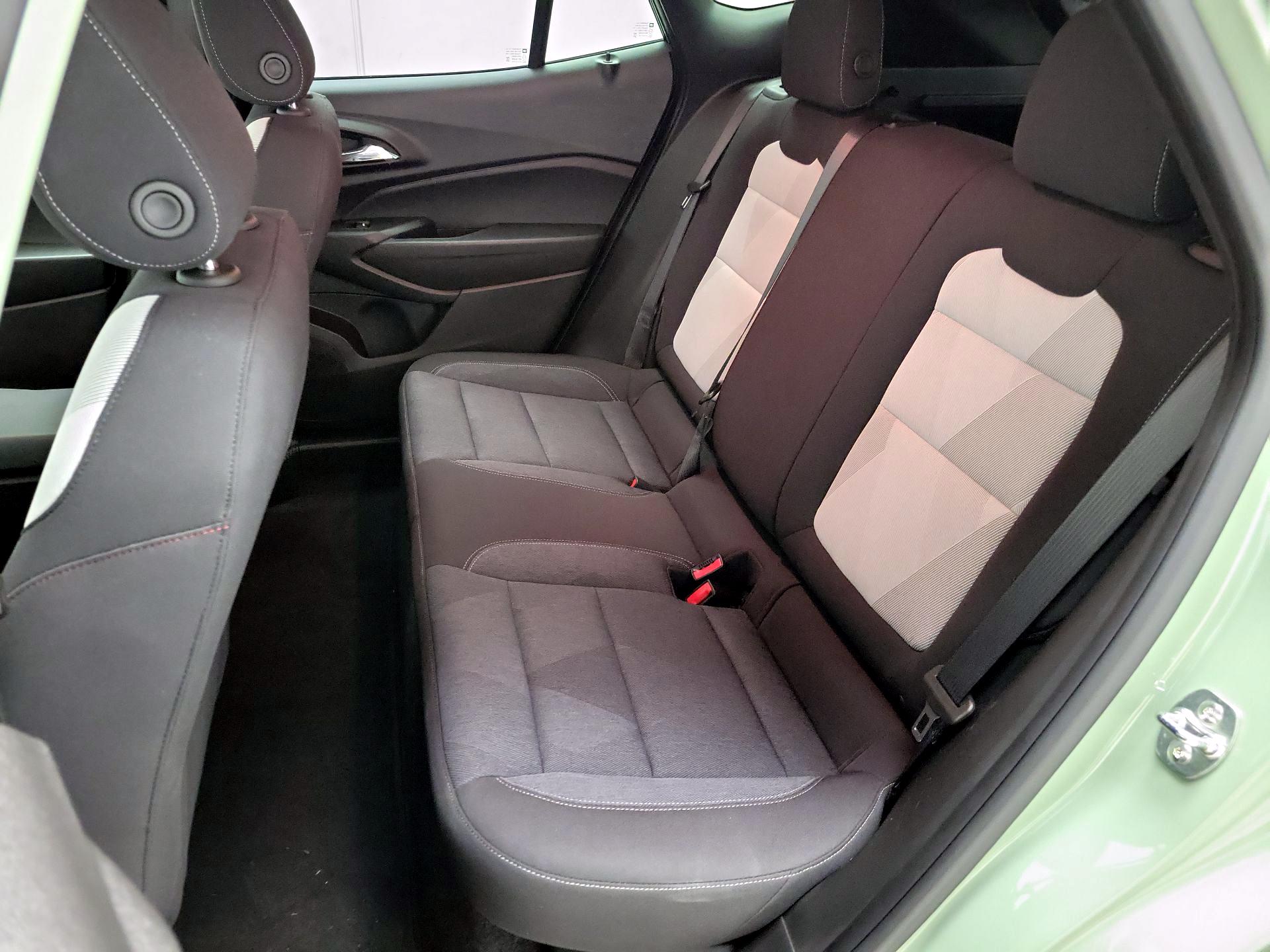 Thumbnail: 2024 Chevrolet Trax - 20