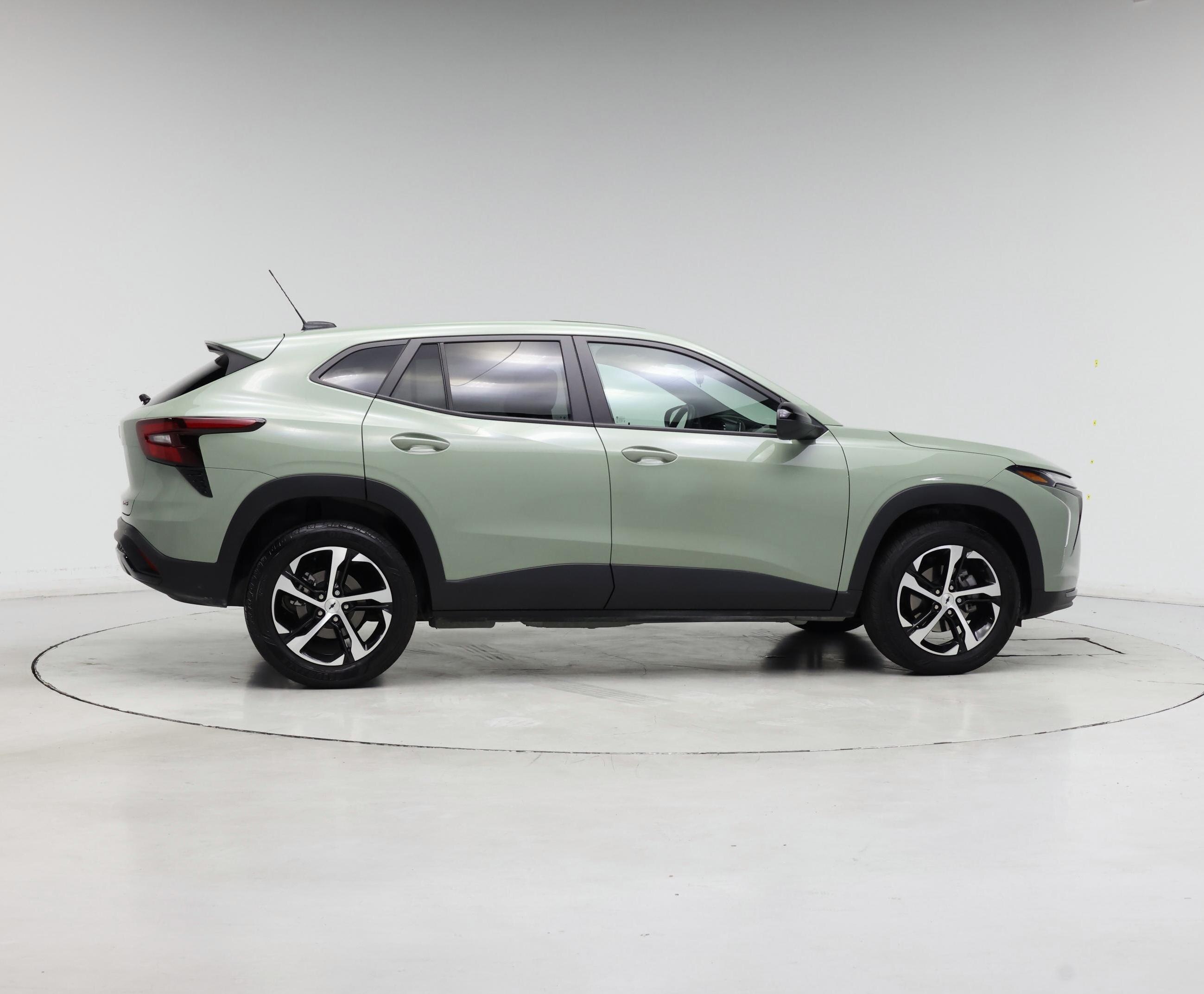 Thumbnail: 2024 Chevrolet Trax - 7