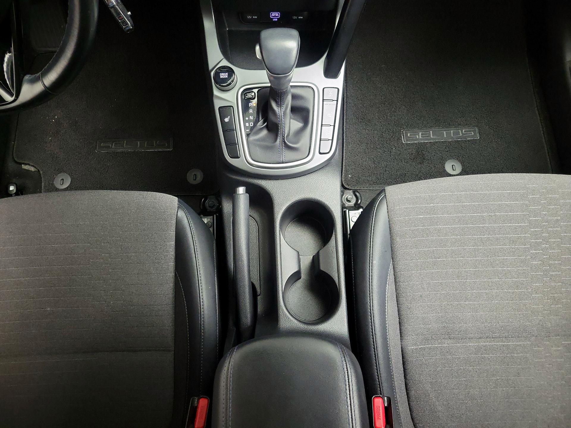 Thumbnail: 2021 Kia Seltos - 17