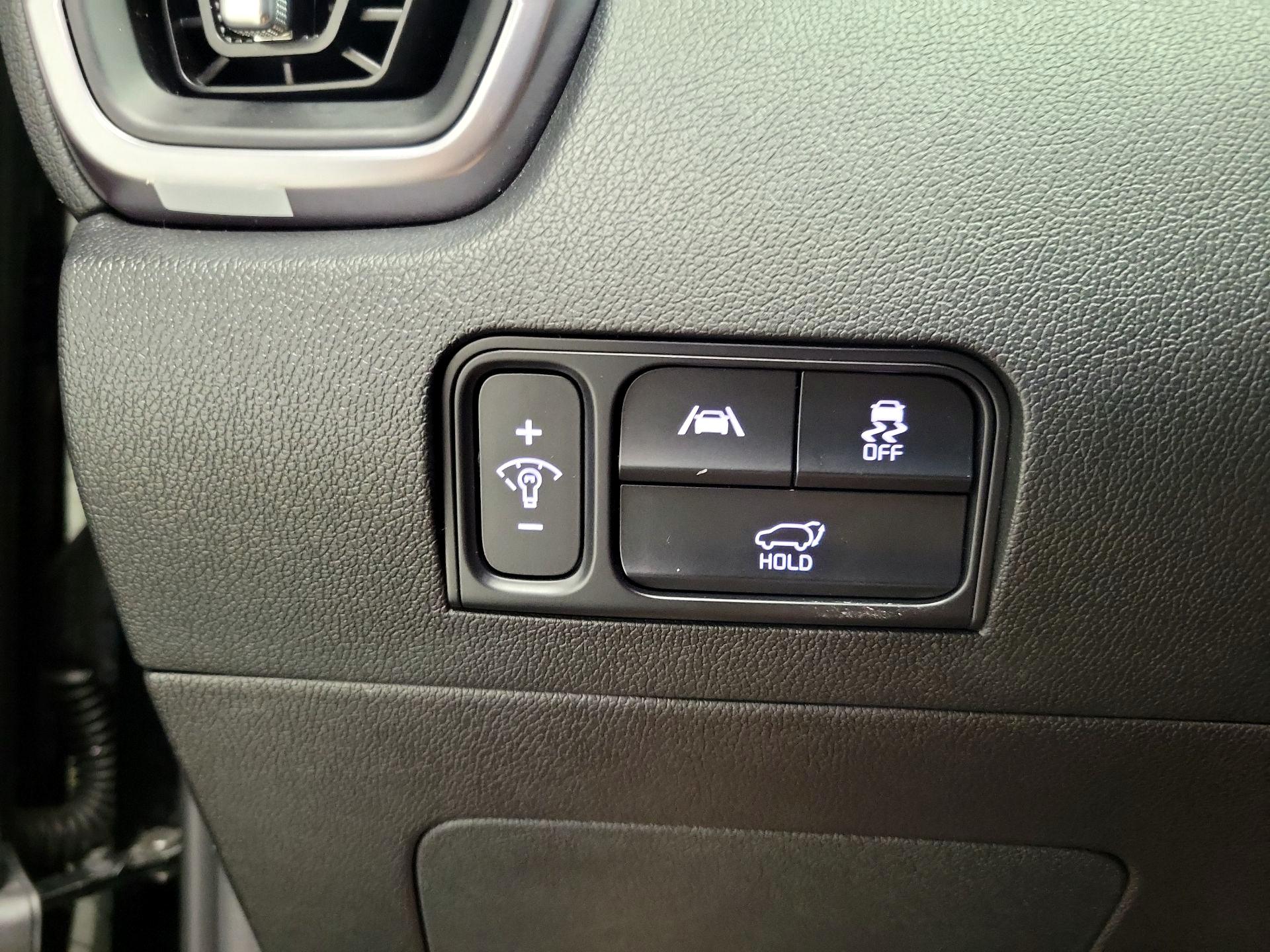 Thumbnail: 2023 Kia Sorento - 13