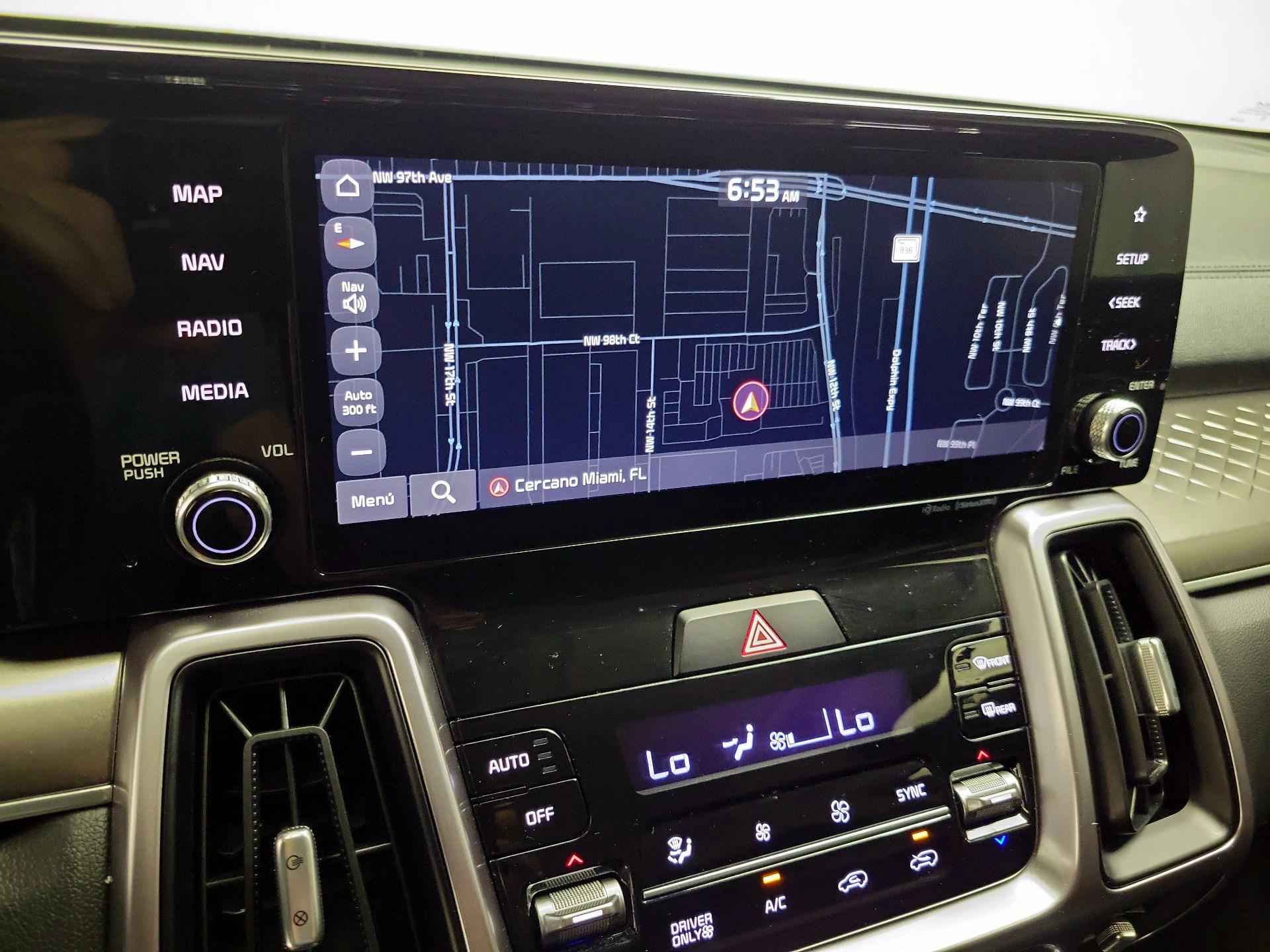 Thumbnail: 2023 Kia Sorento - 14