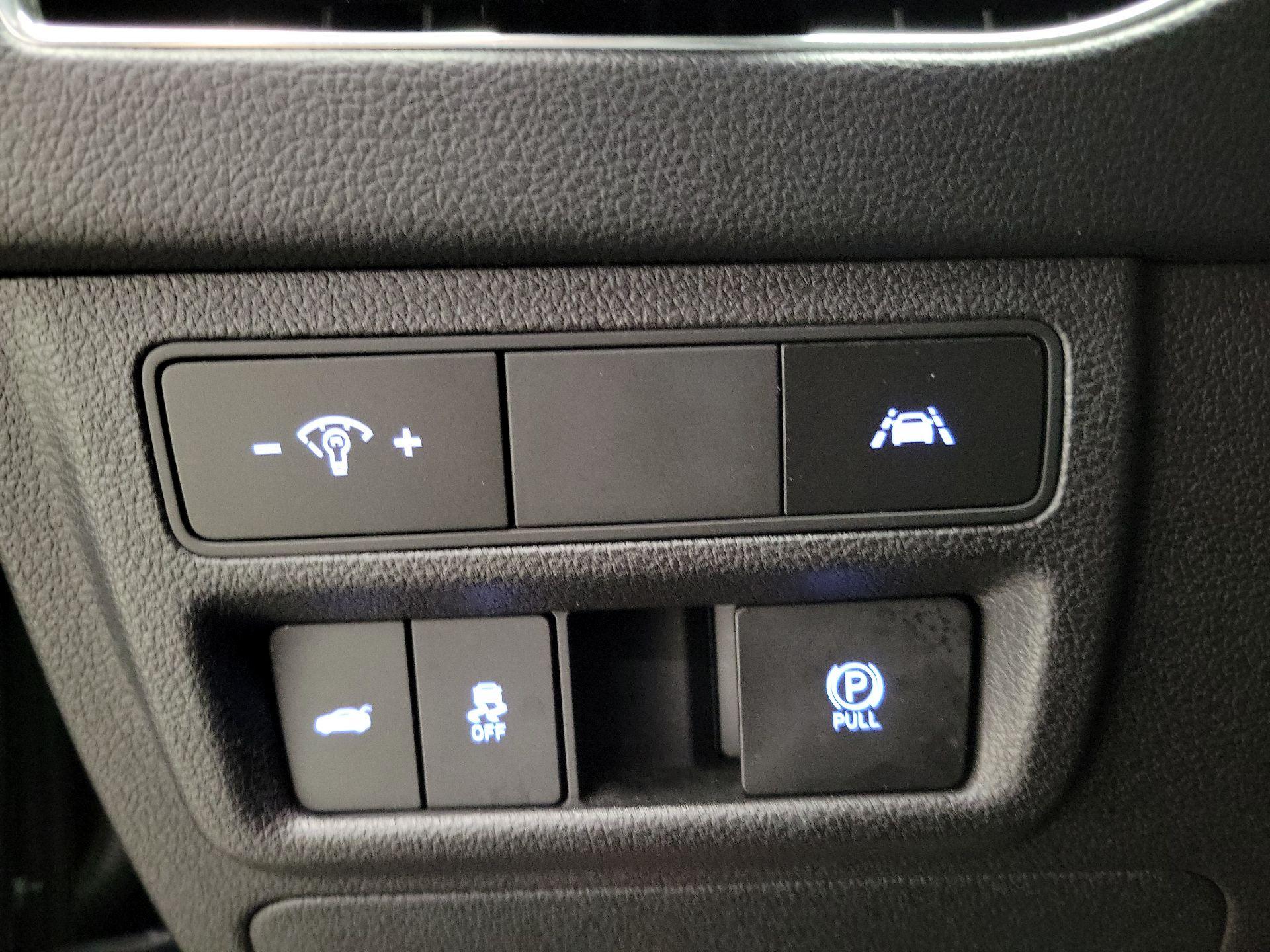 Thumbnail: 2023 Hyundai Sonata - 13