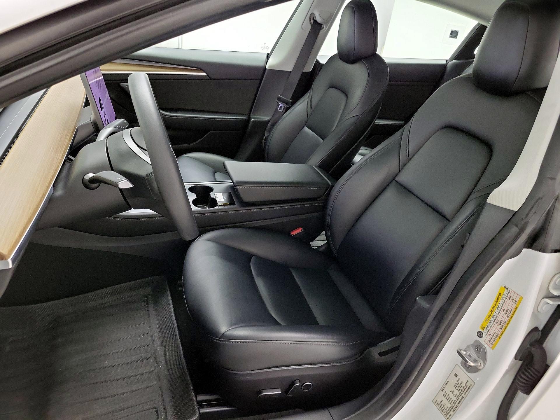 Thumbnail: 2021 Tesla Model 3 - 11