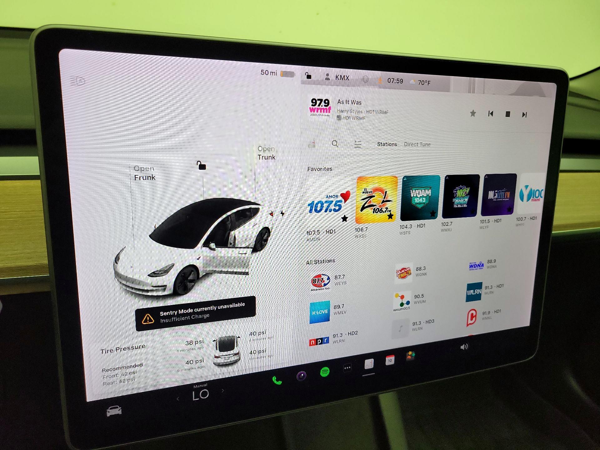 Thumbnail: 2021 Tesla Model 3 - 15