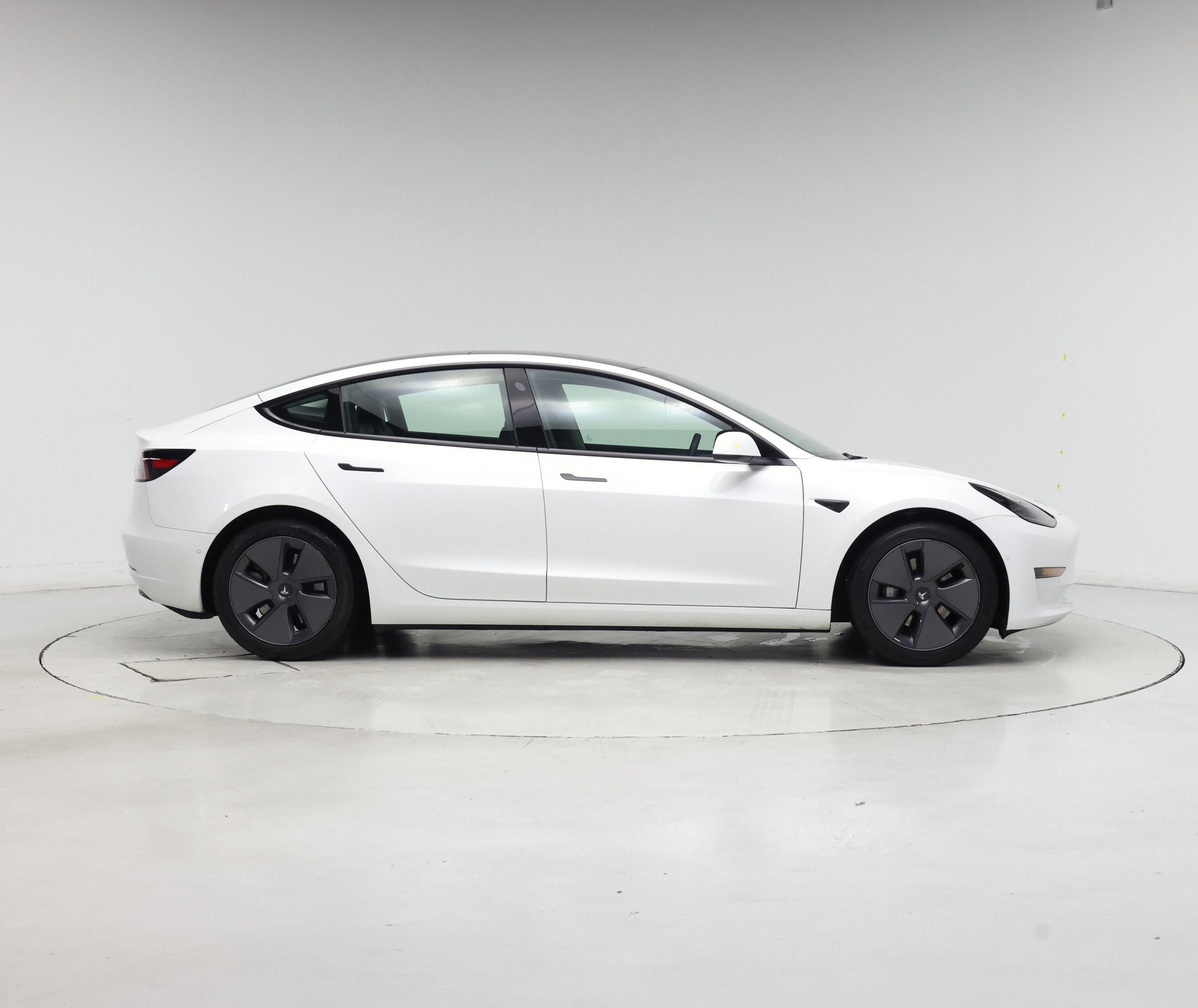 Thumbnail: 2021 Tesla Model 3 - 7