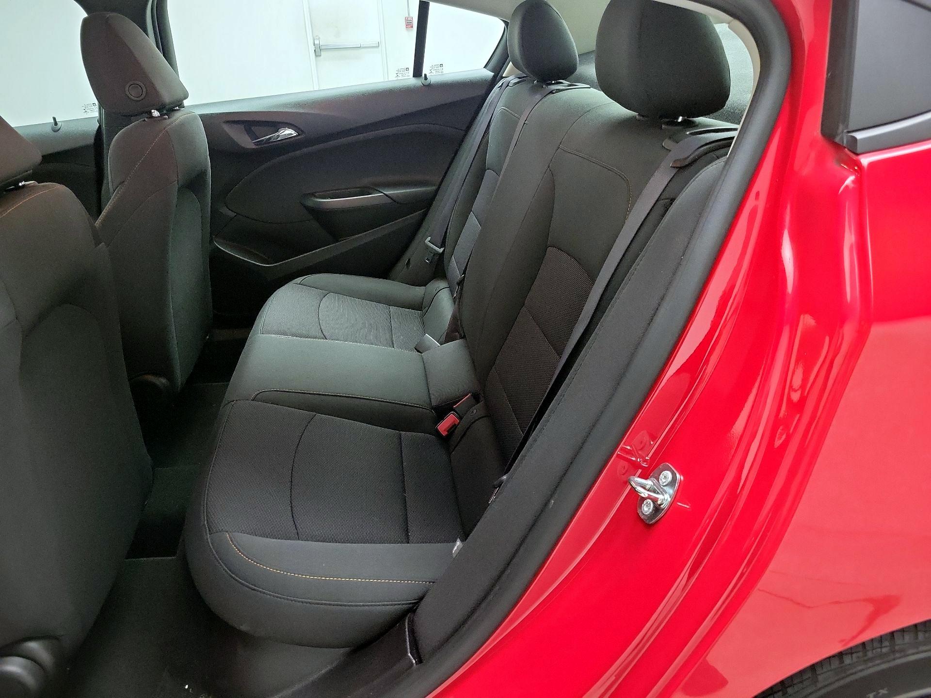 Thumbnail: 2017 Chevrolet Cruze - 19