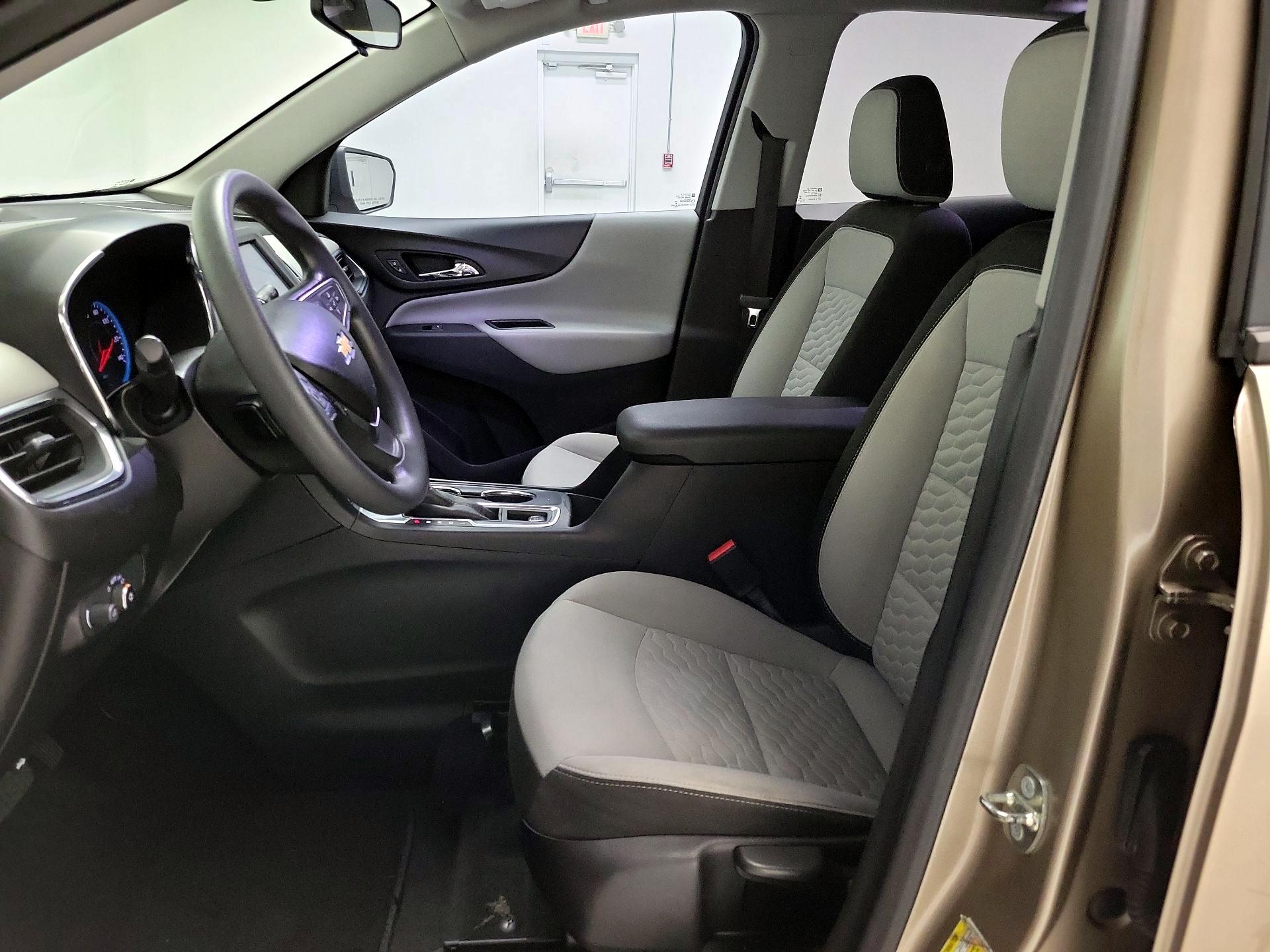 Thumbnail: 2018 Chevrolet Equinox - 11