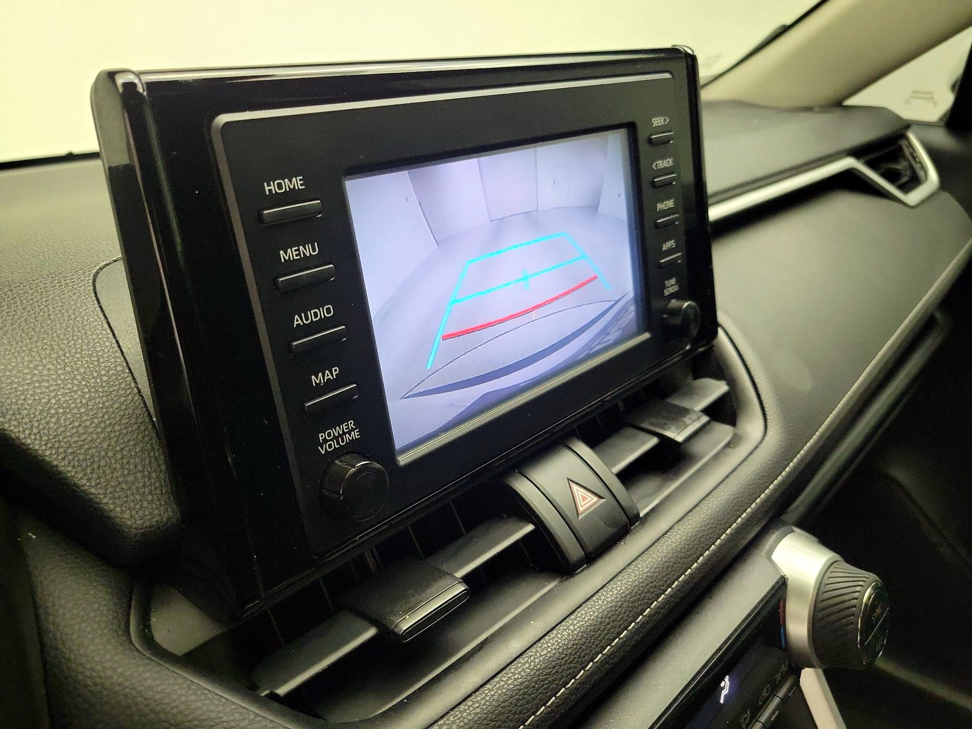 Thumbnail: 2019 Toyota RAV4 - 14