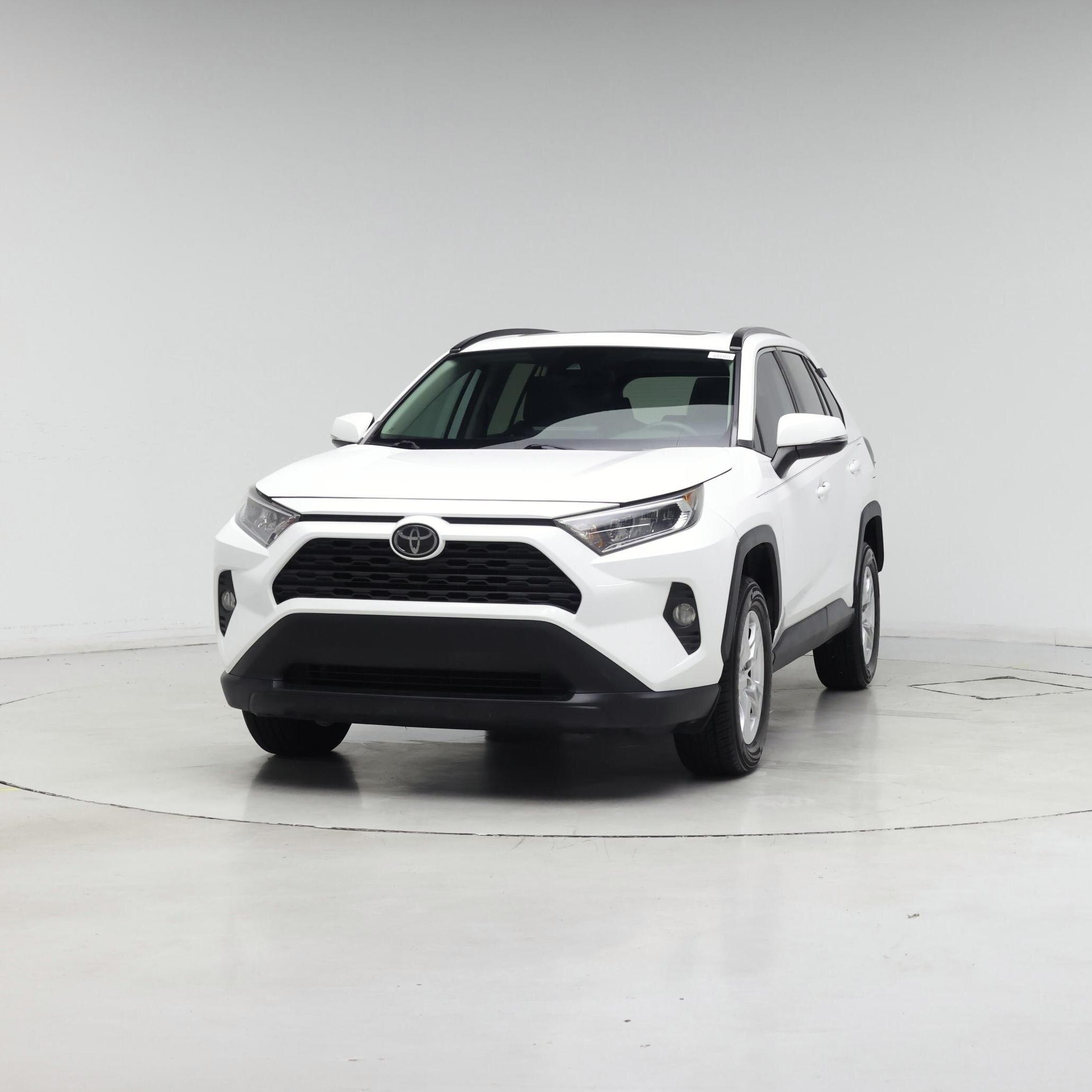Thumbnail: 2019 Toyota RAV4 - 4