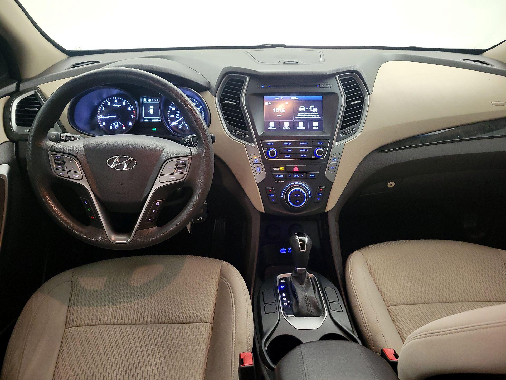 Thumbnail: 2017 Hyundai Santa Fe - 9