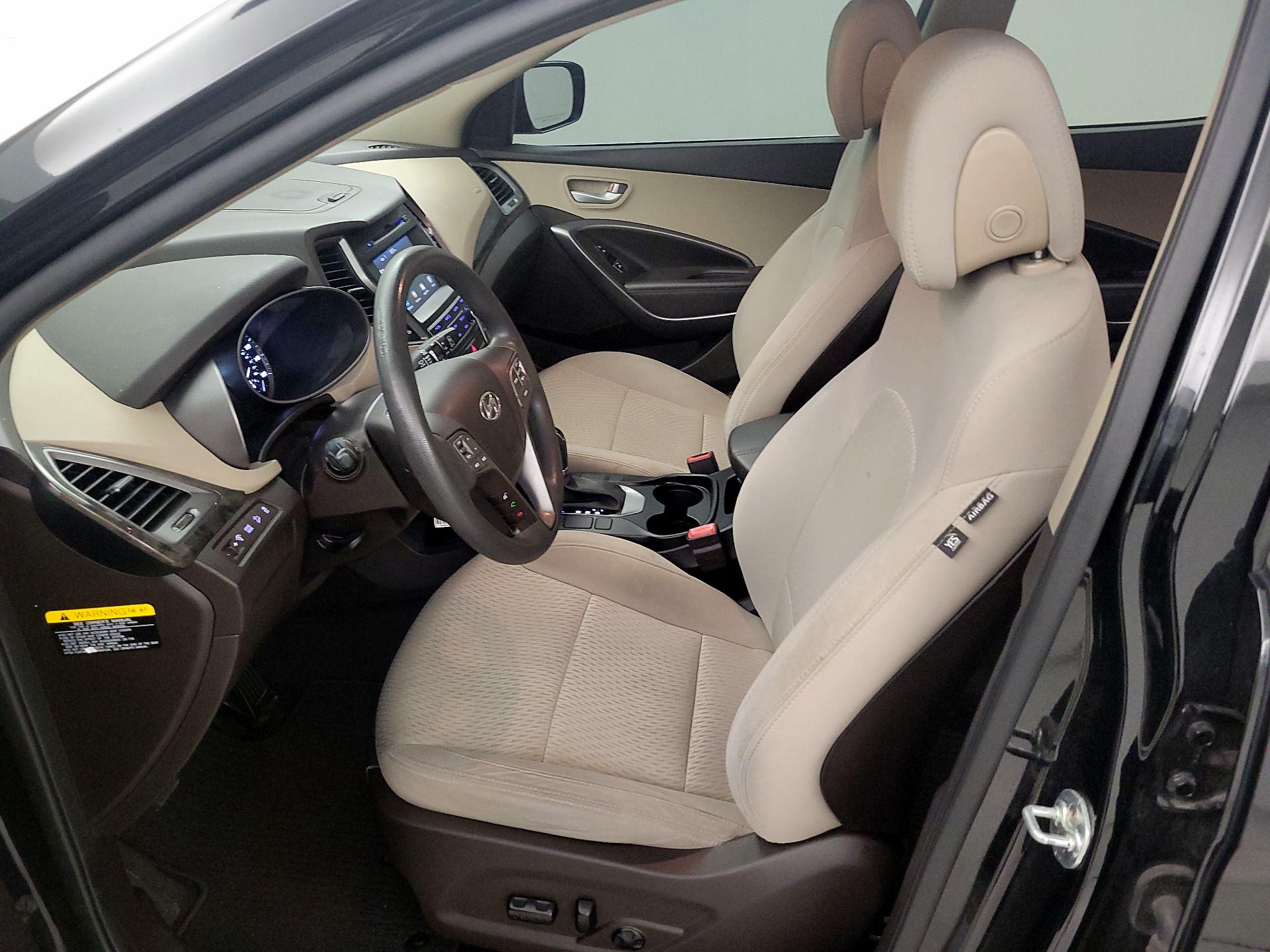 Thumbnail: 2017 Hyundai Santa Fe - 11