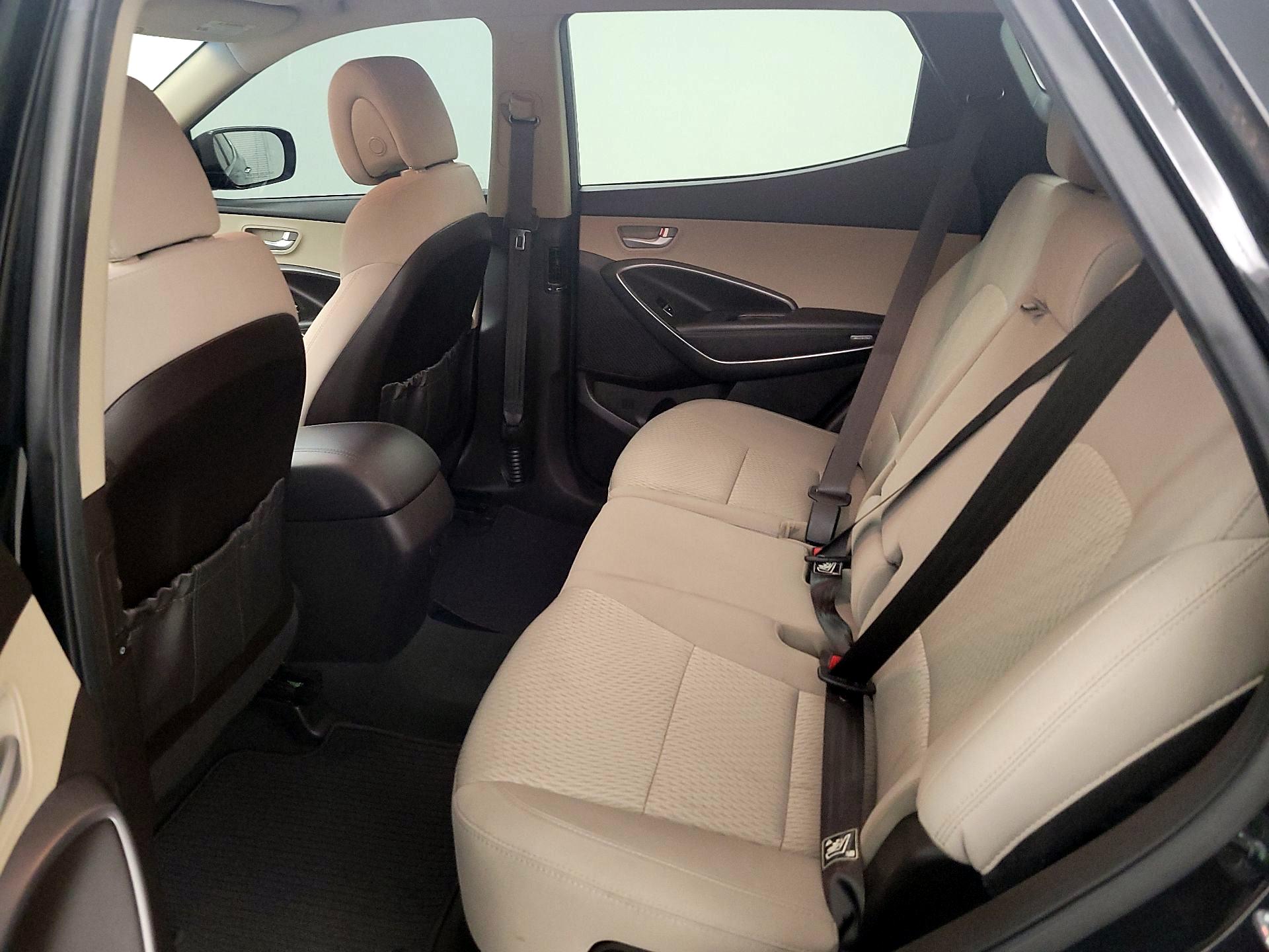 Thumbnail: 2017 Hyundai Santa Fe - 19