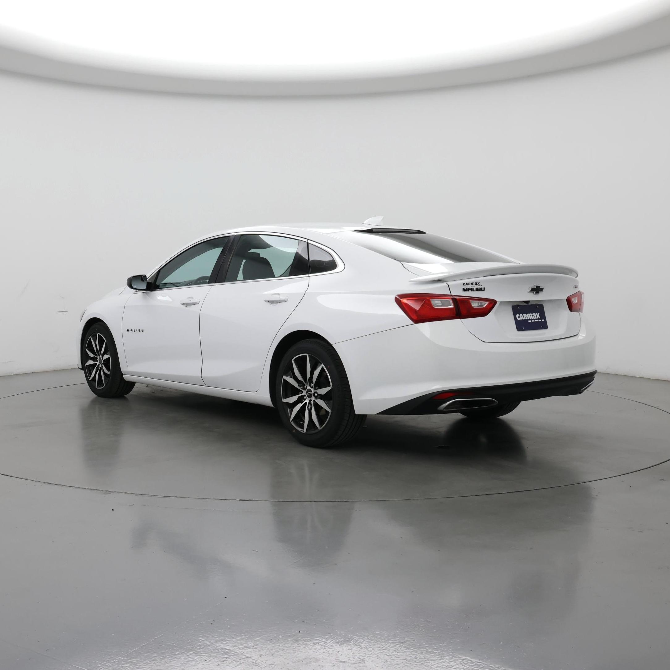 Thumbnail: 2022 Chevrolet Malibu - 2