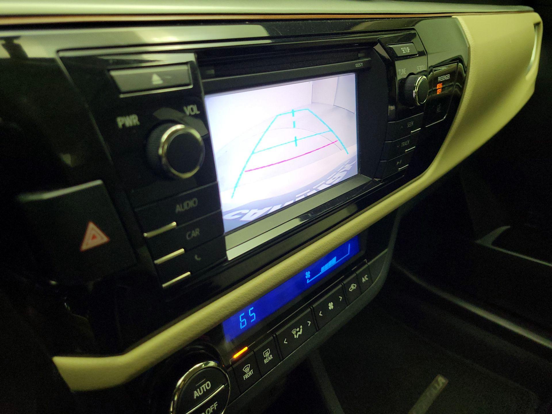 Thumbnail: 2016 Toyota Corolla - 12