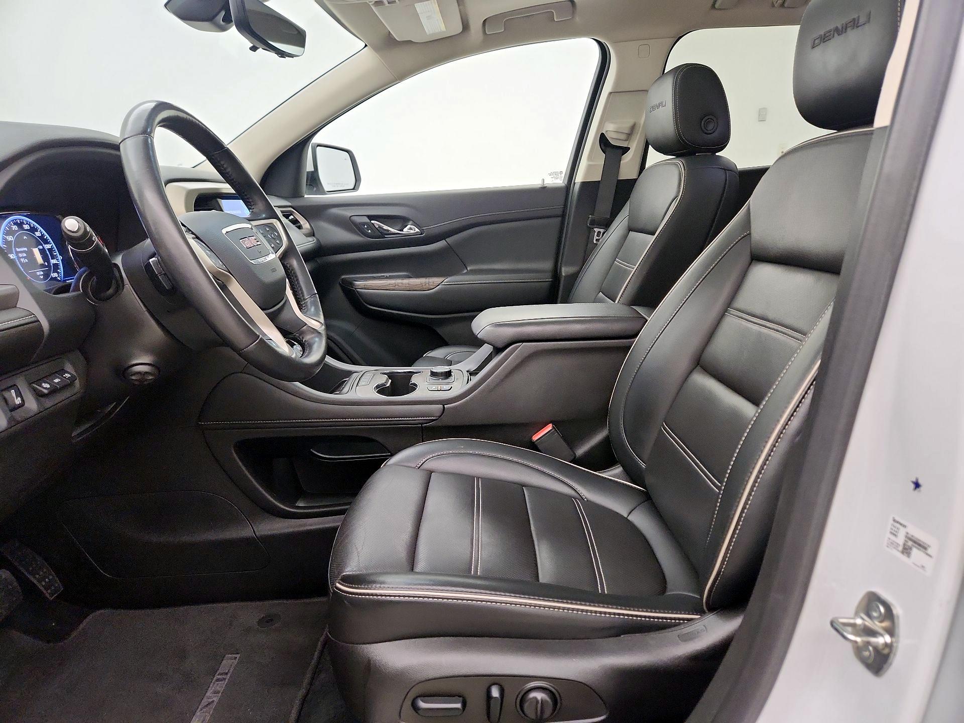 Thumbnail: 2022 GMC Acadia - 11