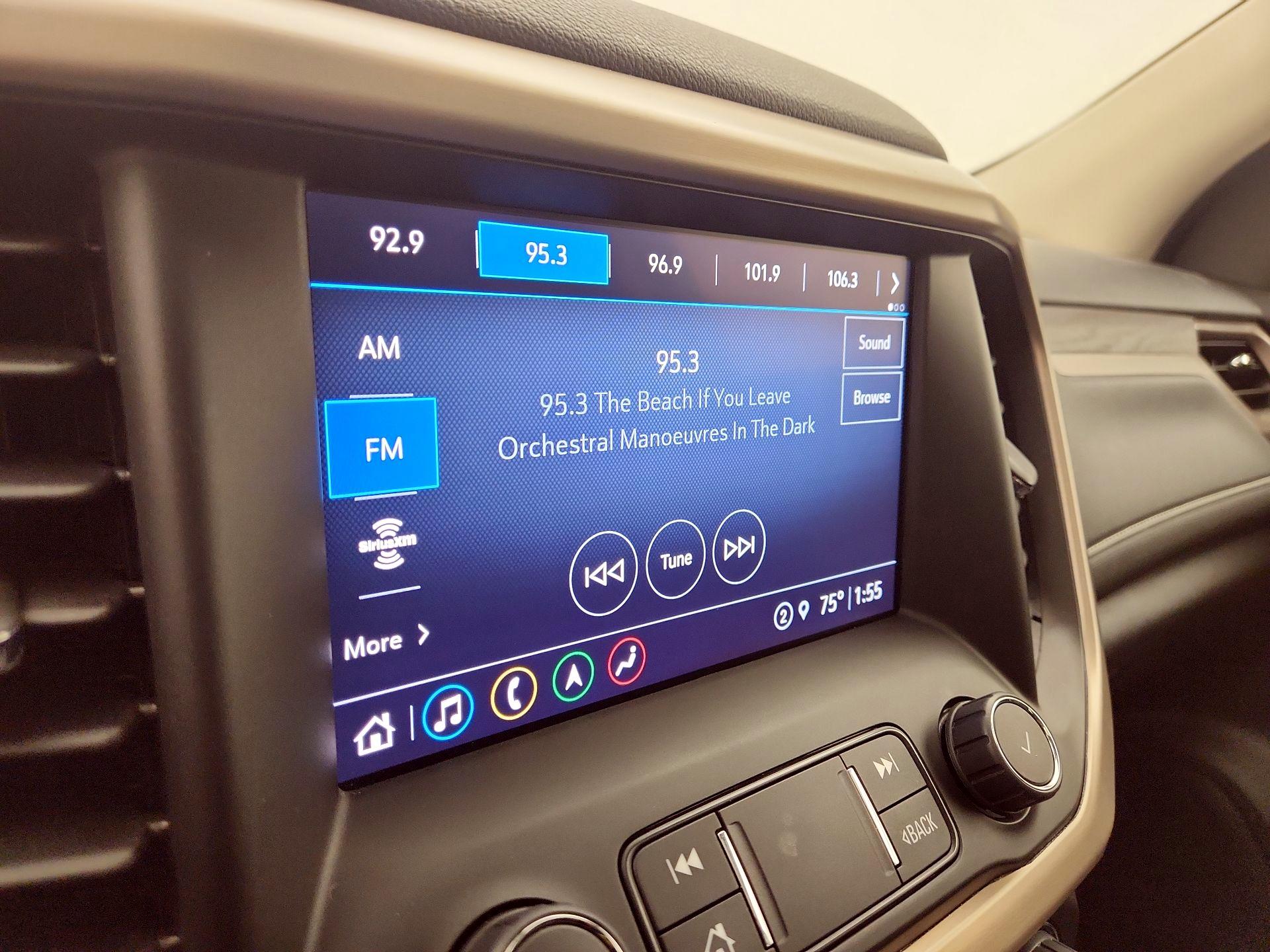 Thumbnail: 2022 GMC Acadia - 16