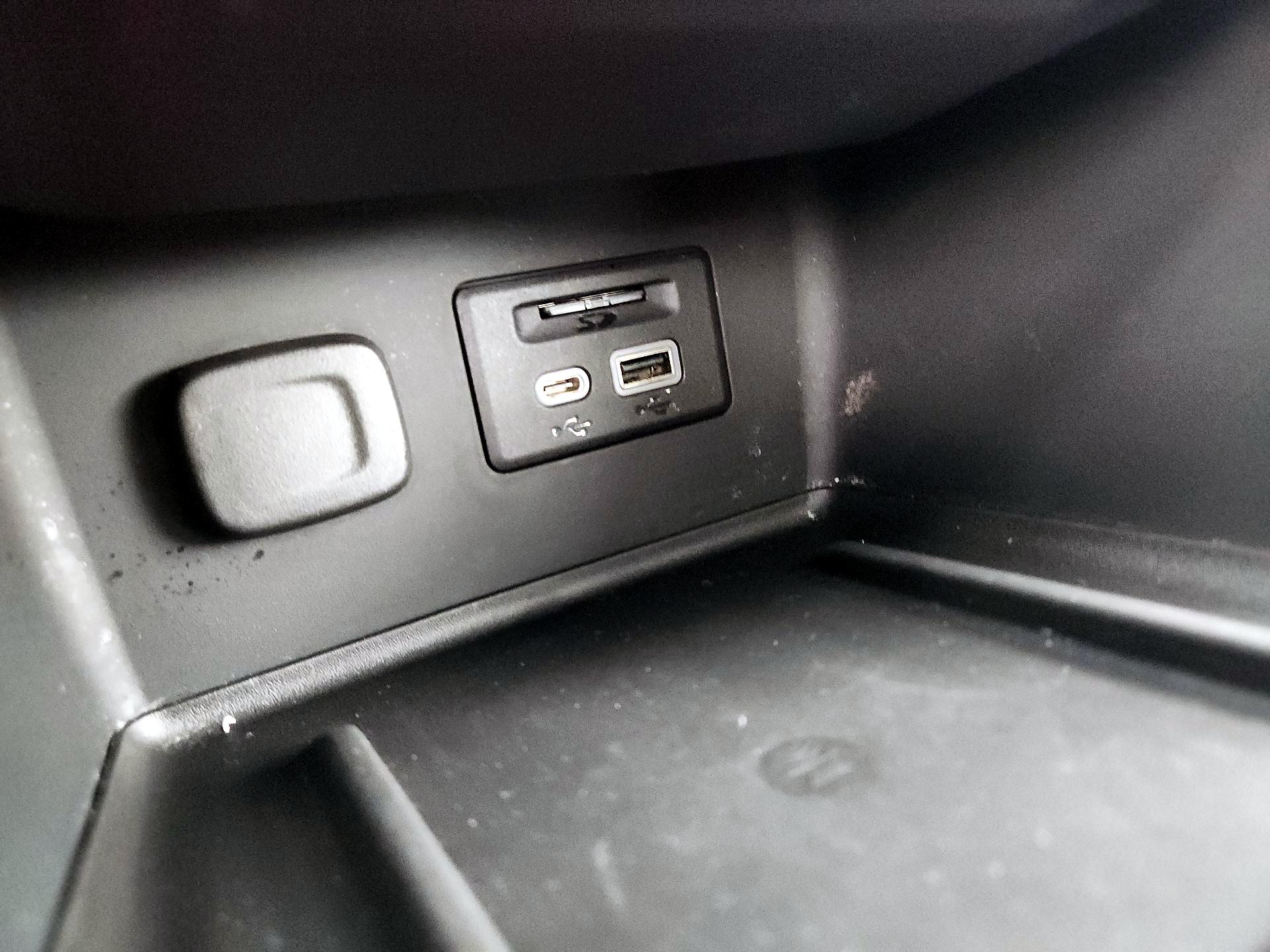 Thumbnail: 2022 GMC Acadia - 19