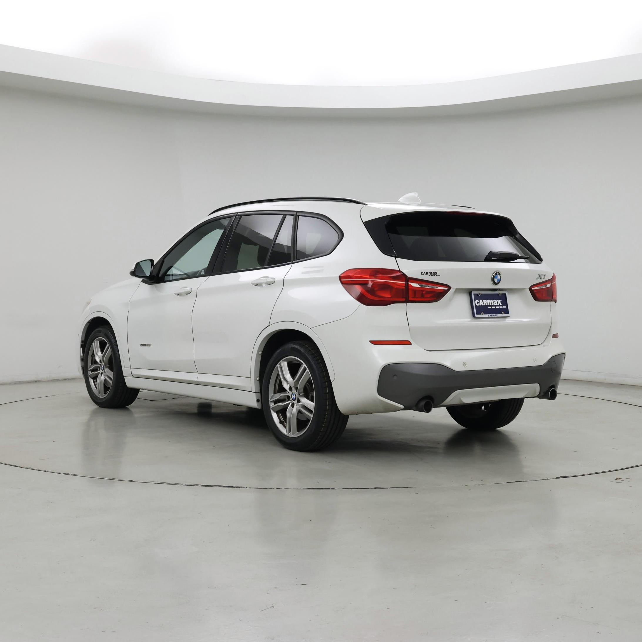 Thumbnail: 2017 BMW X1 - 2