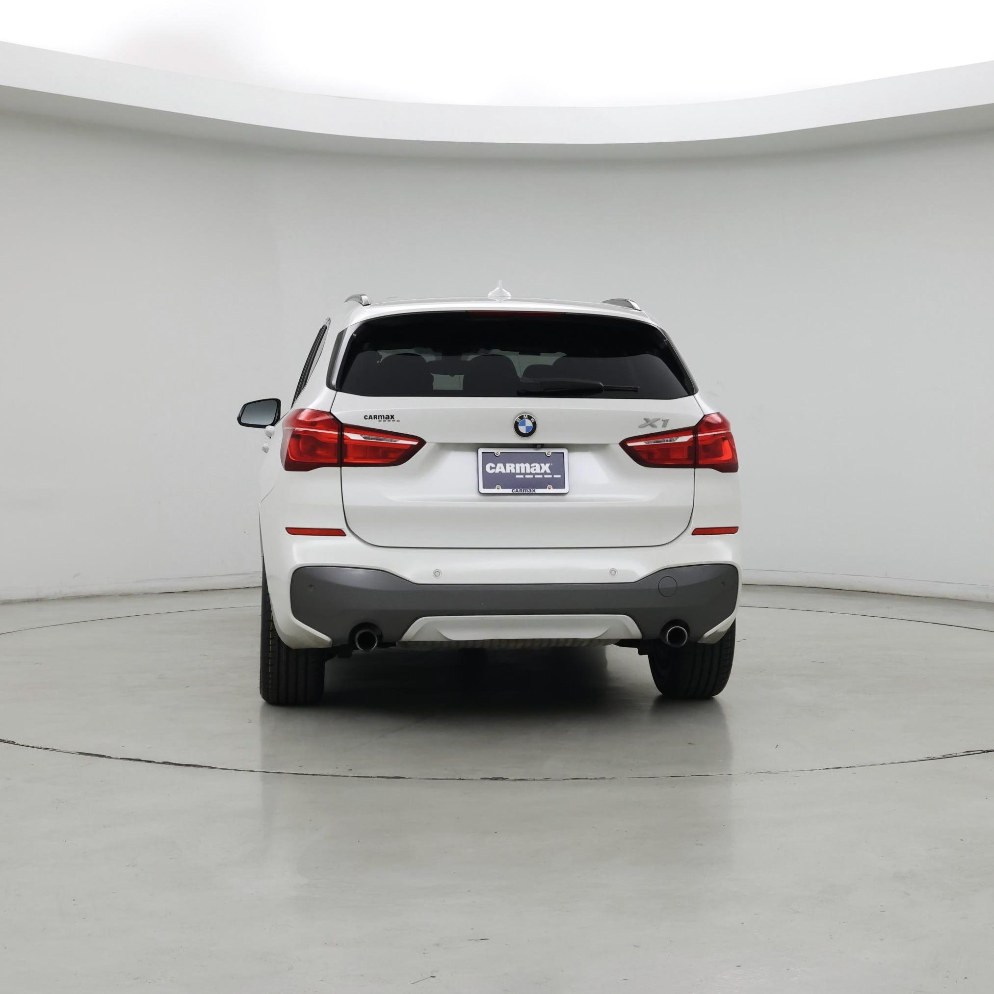 Thumbnail: 2017 BMW X1 - 6