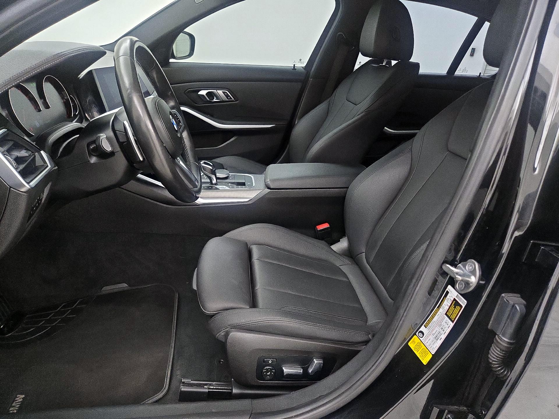 Thumbnail: 2020 BMW 3 Series - 11