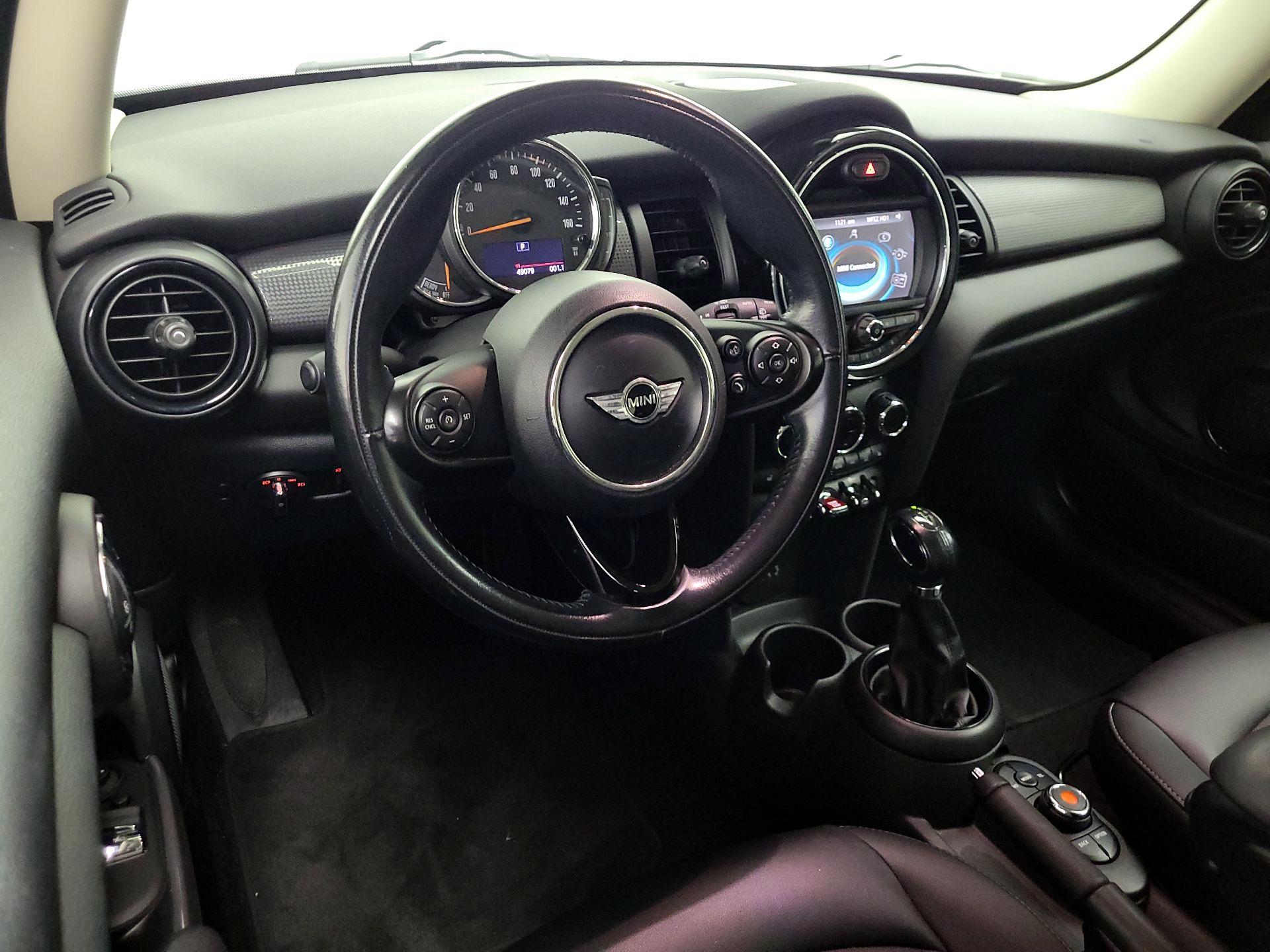 Thumbnail: 2018 MINI Cooper Hardtop - 9