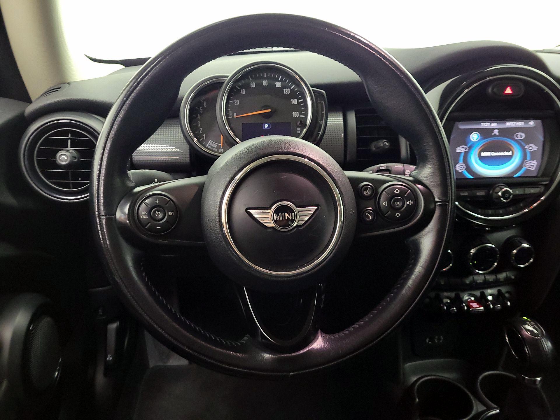 Thumbnail: 2018 MINI Cooper Hardtop - 10