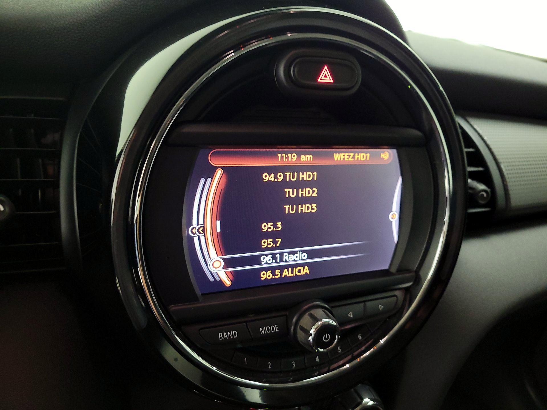 Thumbnail: 2018 MINI Cooper Hardtop - 16