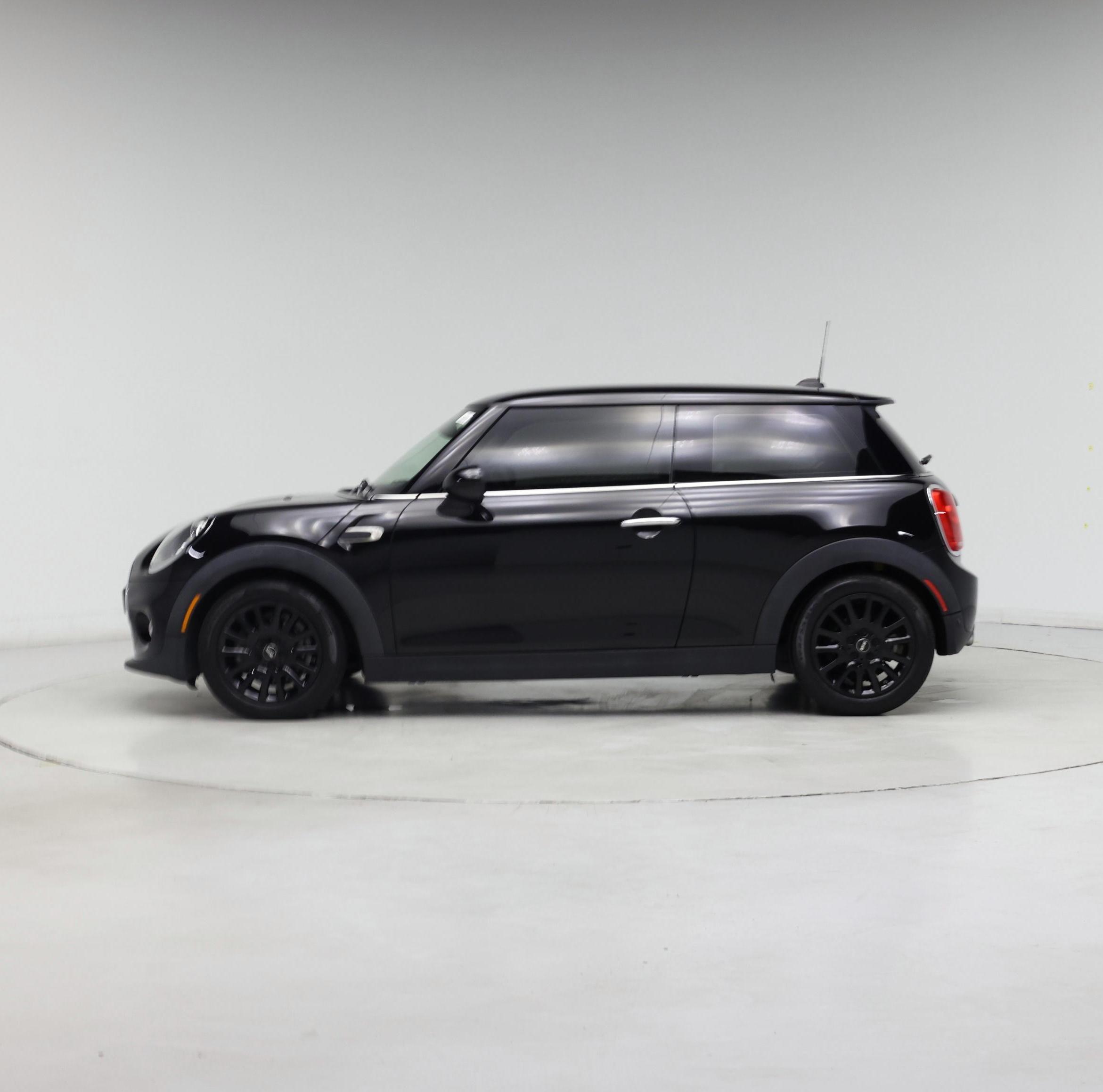 Thumbnail: 2018 MINI Cooper Hardtop - 3