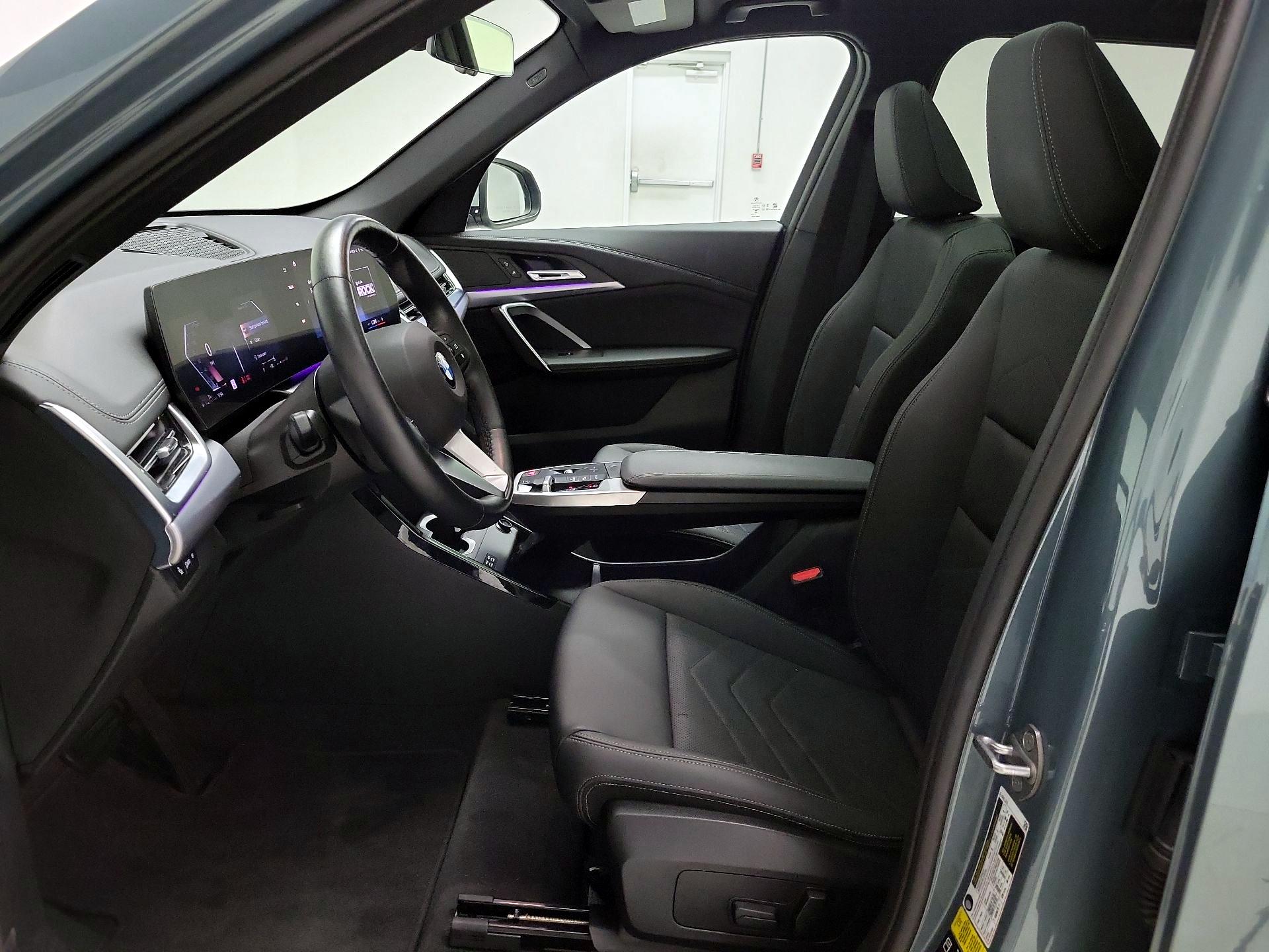 Thumbnail: 2023 BMW X1 - 11