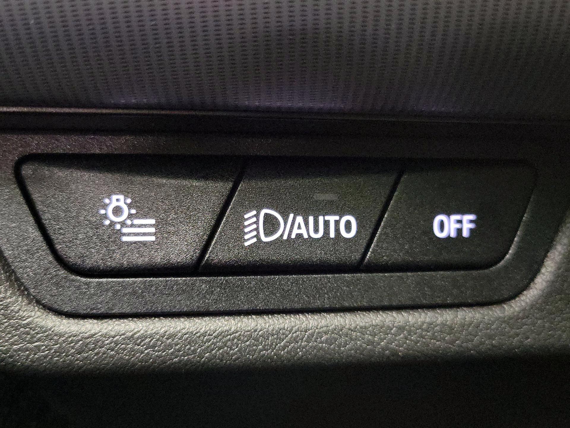 Thumbnail: 2023 BMW X1 - 13