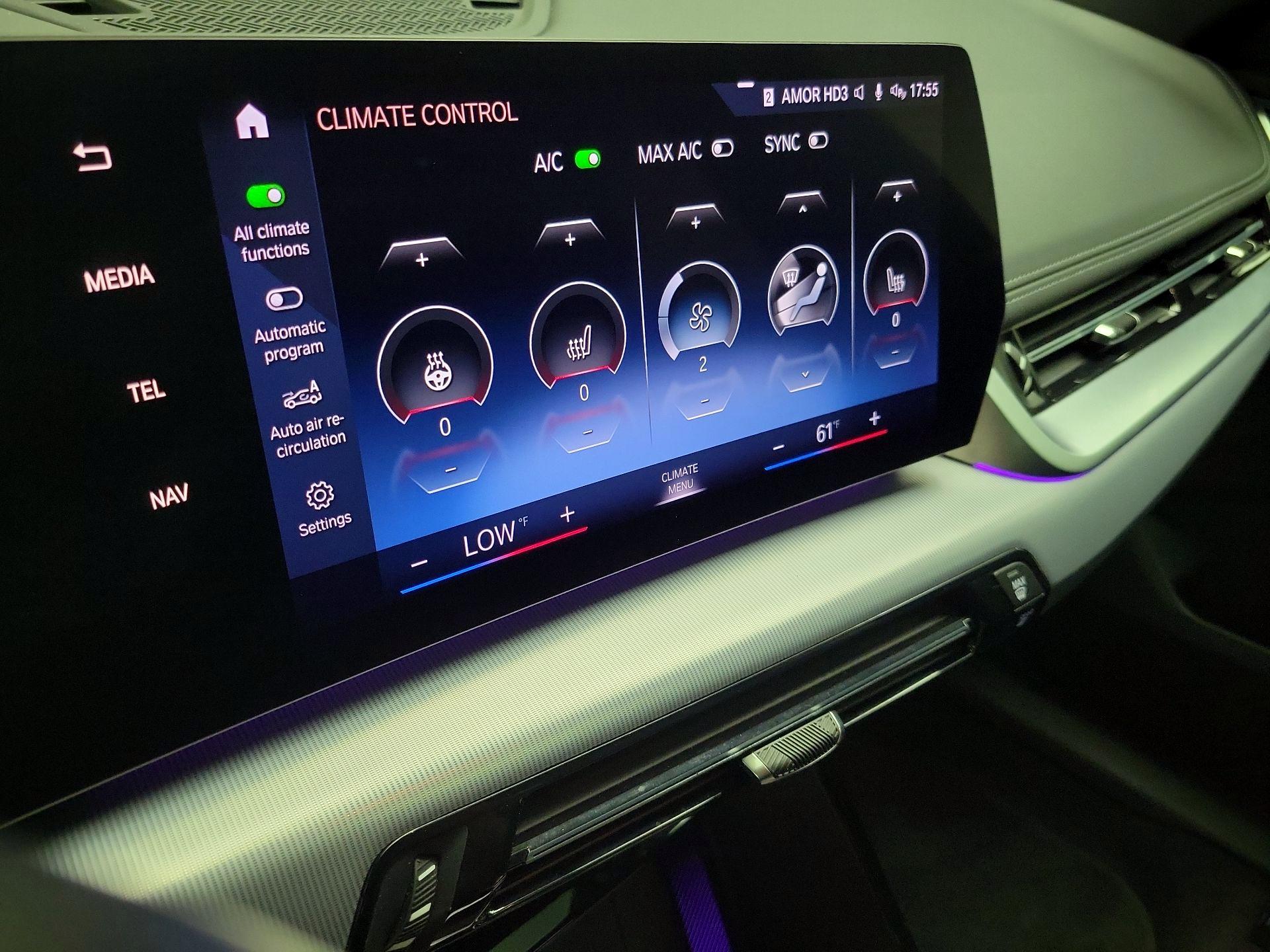 Thumbnail: 2023 BMW X1 - 17