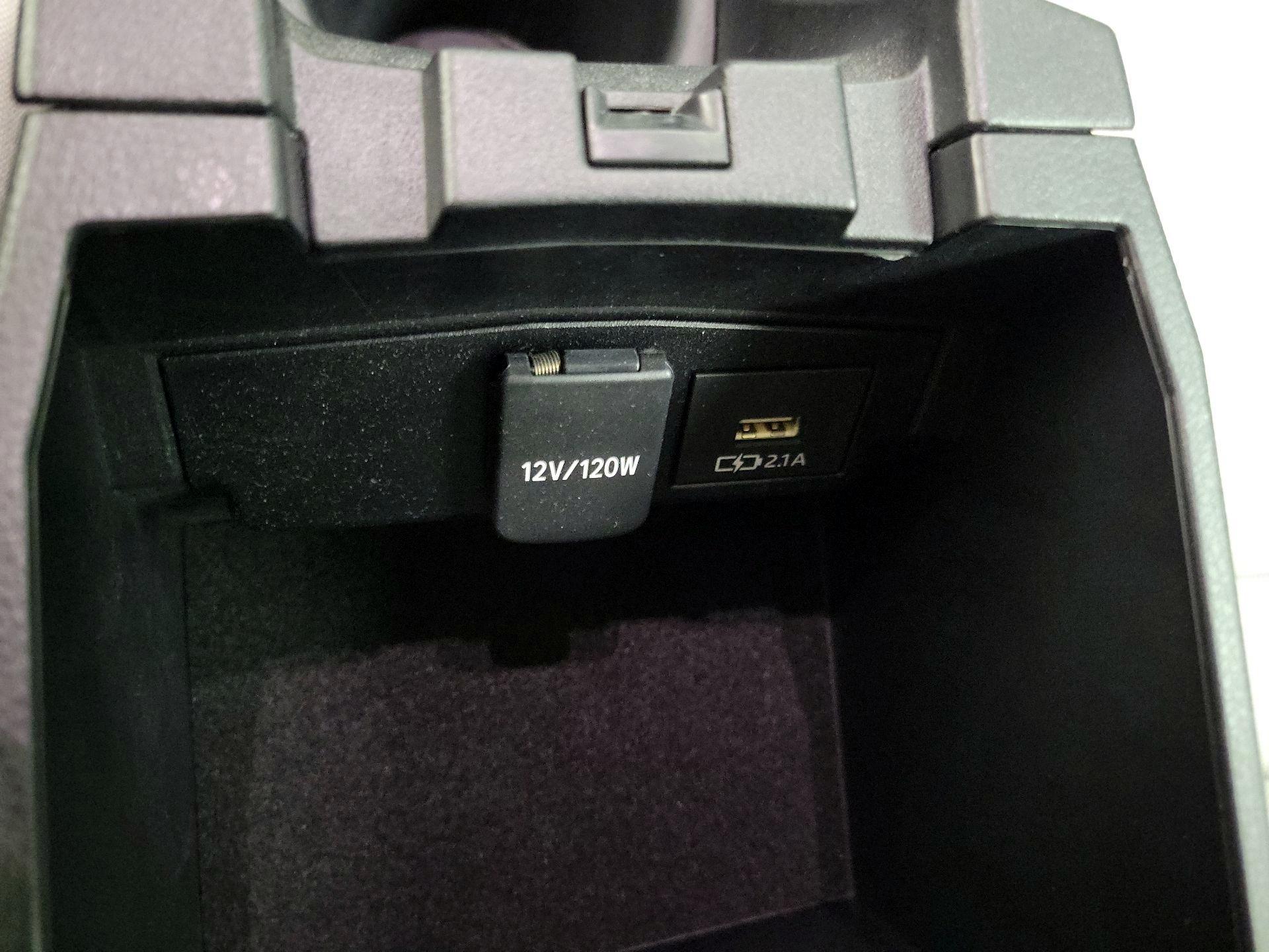 Thumbnail: 2022 Toyota Corolla Cross - 19