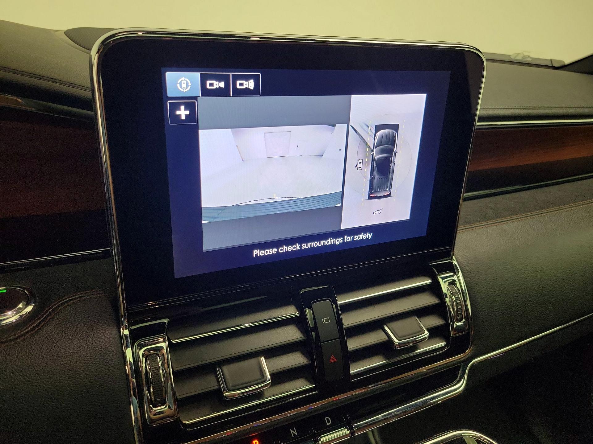 Thumbnail: 2019 Lincoln Navigator - 15