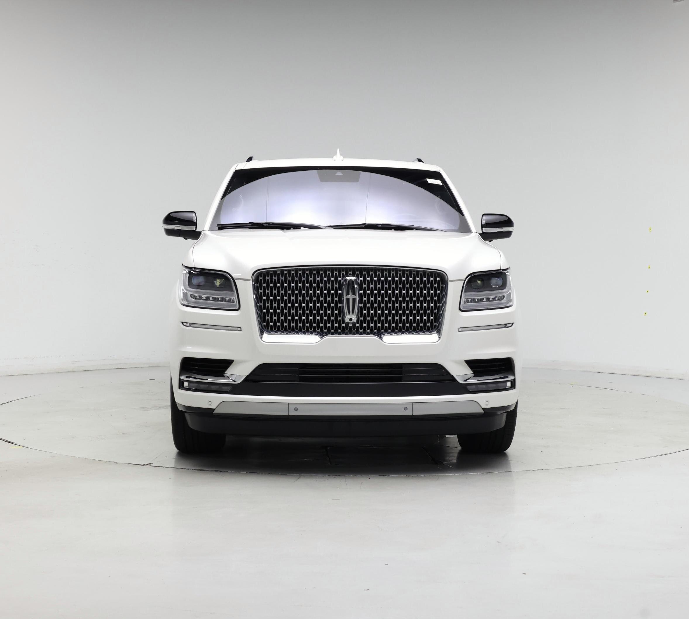 Thumbnail: 2019 Lincoln Navigator - 5