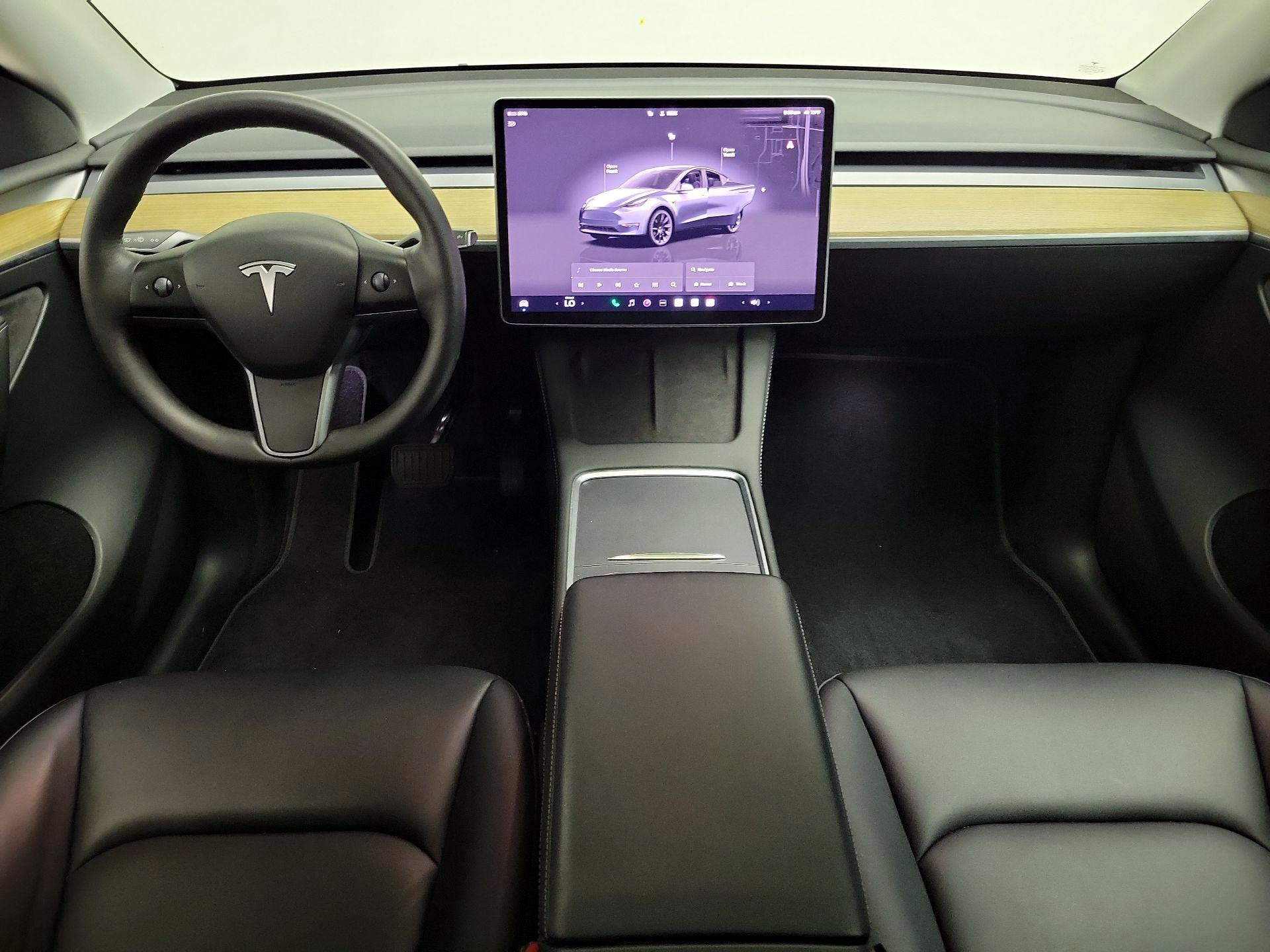 Thumbnail: 2023 Tesla Model Y - 9