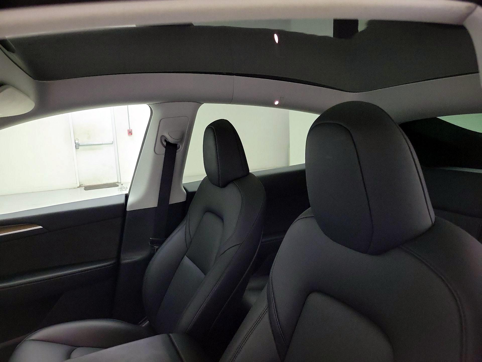 Thumbnail: 2023 Tesla Model Y - 19