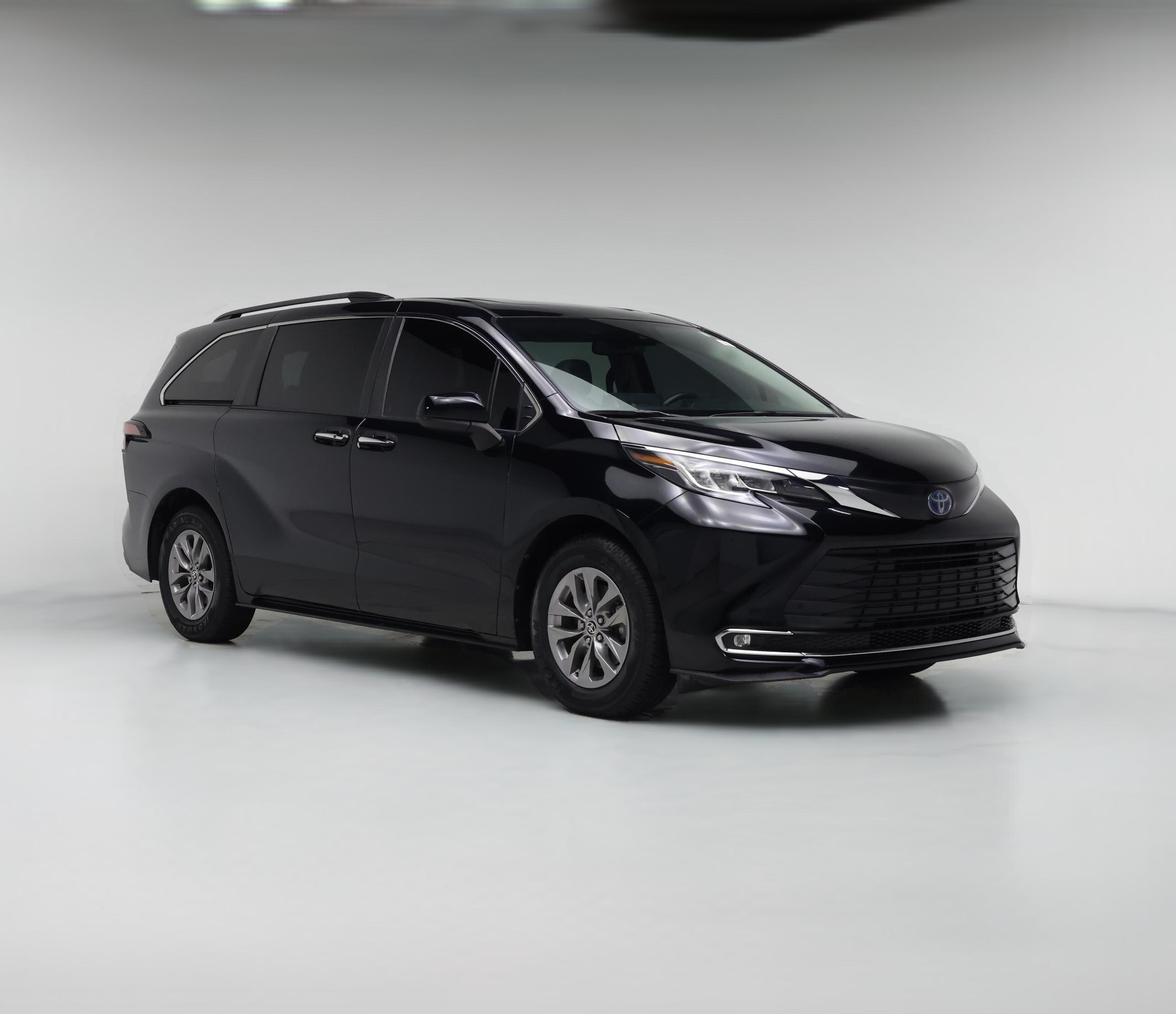 Thumbnail: 2022 Toyota Sienna - 1