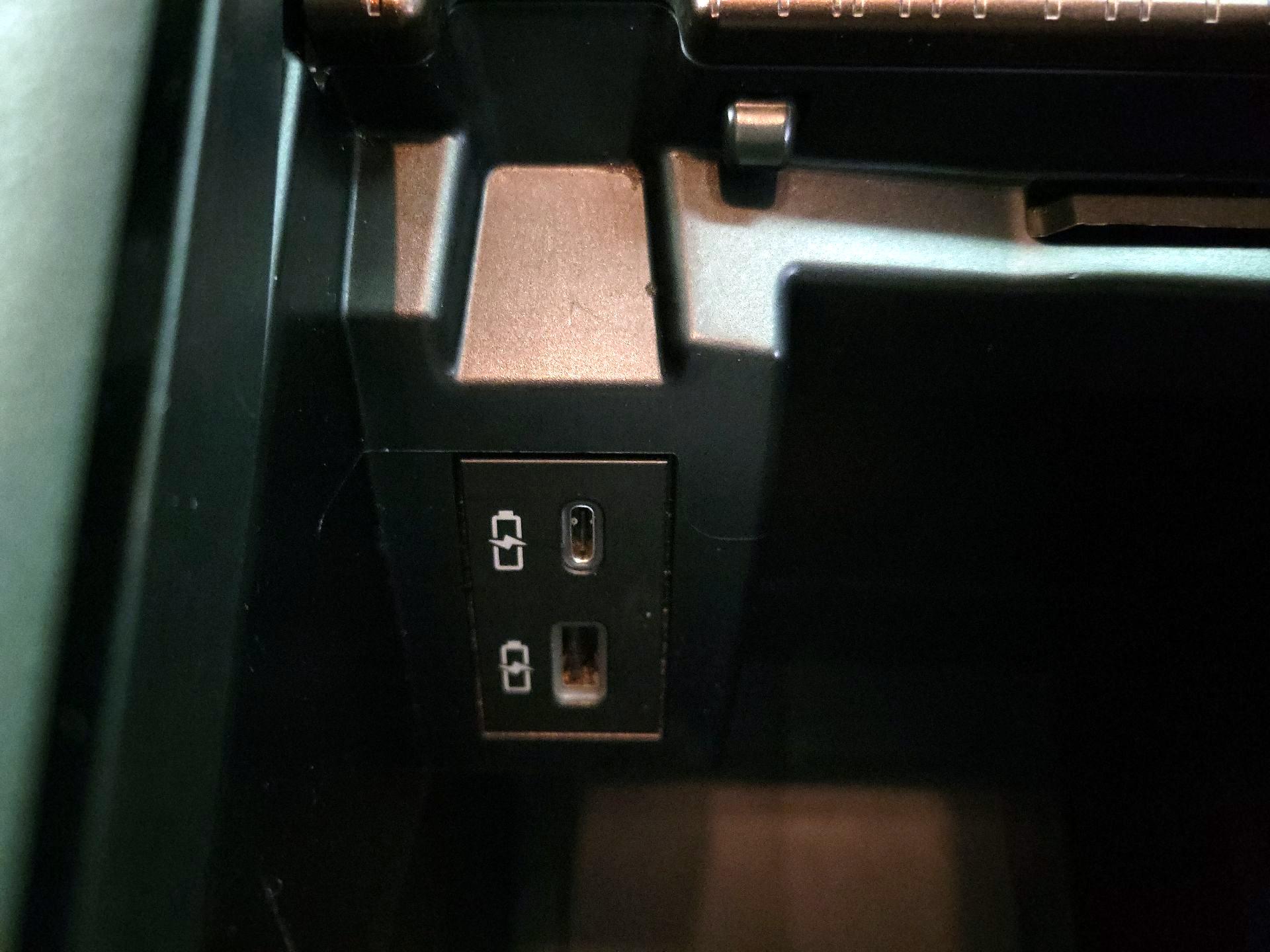 Thumbnail: 2022 Toyota Sienna - 18