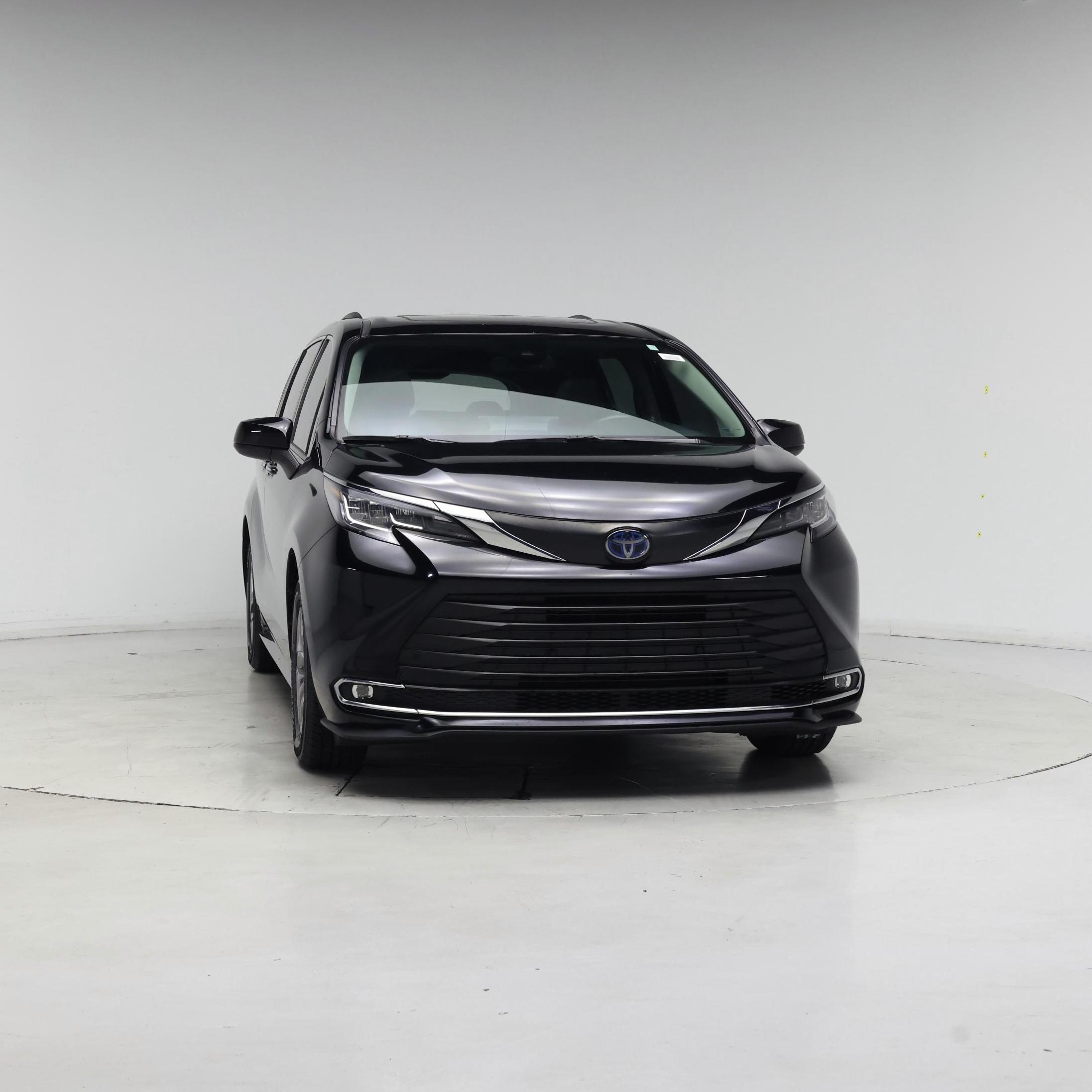 Thumbnail: 2022 Toyota Sienna - 5