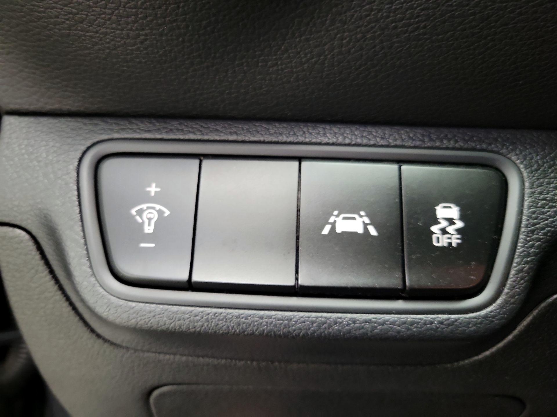 Thumbnail: 2021 Kia Forte - 13