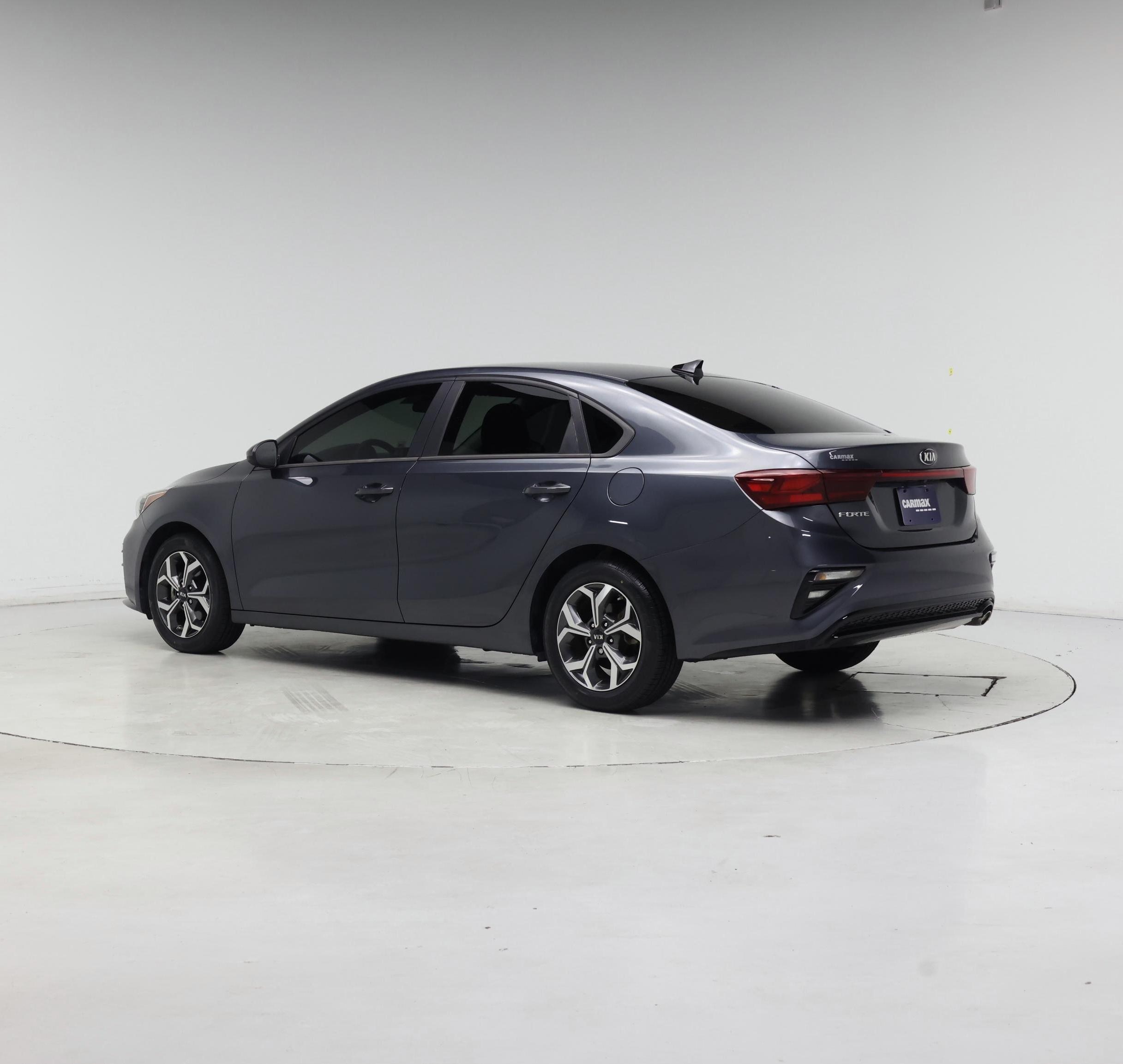 Thumbnail: 2021 Kia Forte - 2